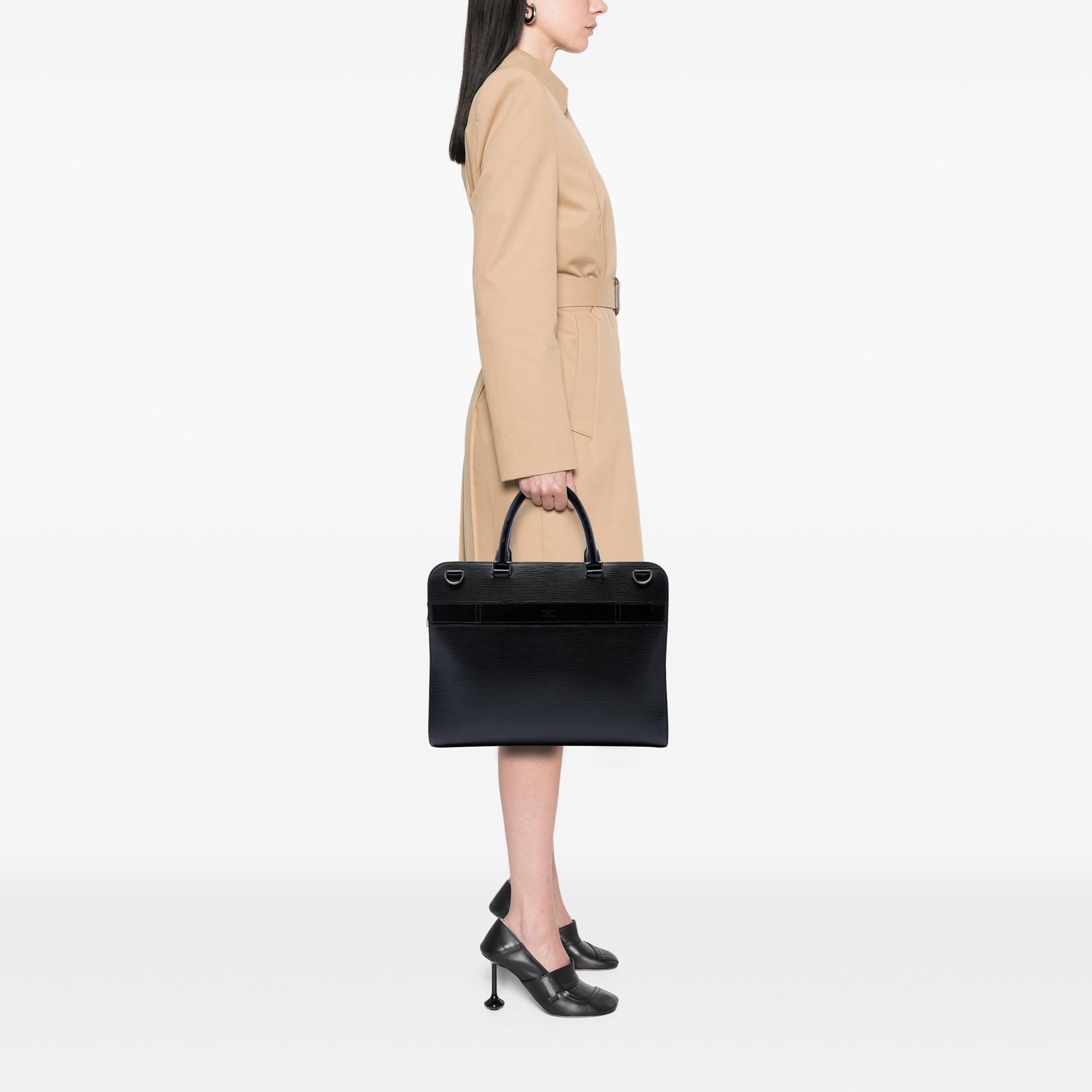 Louis Vuitton Epi Bassano GM