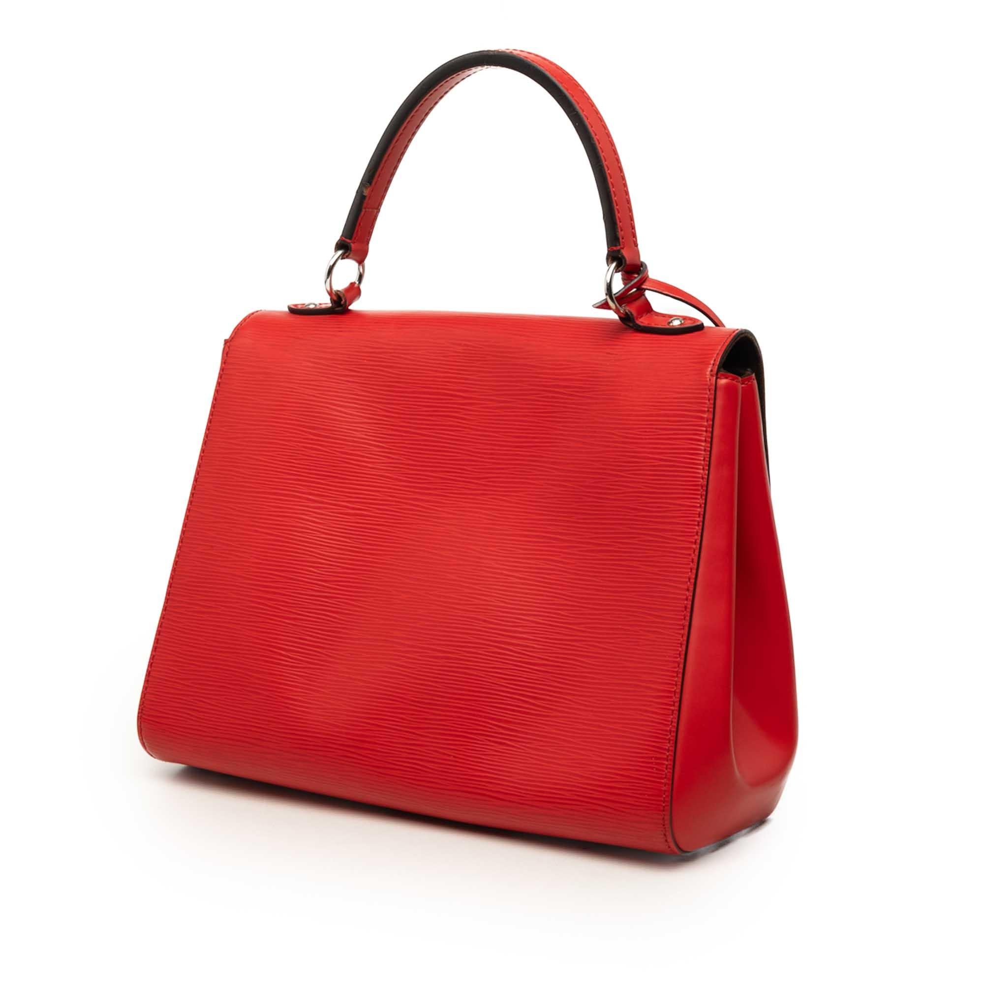 Louis Vuitton Epi Cluny MM