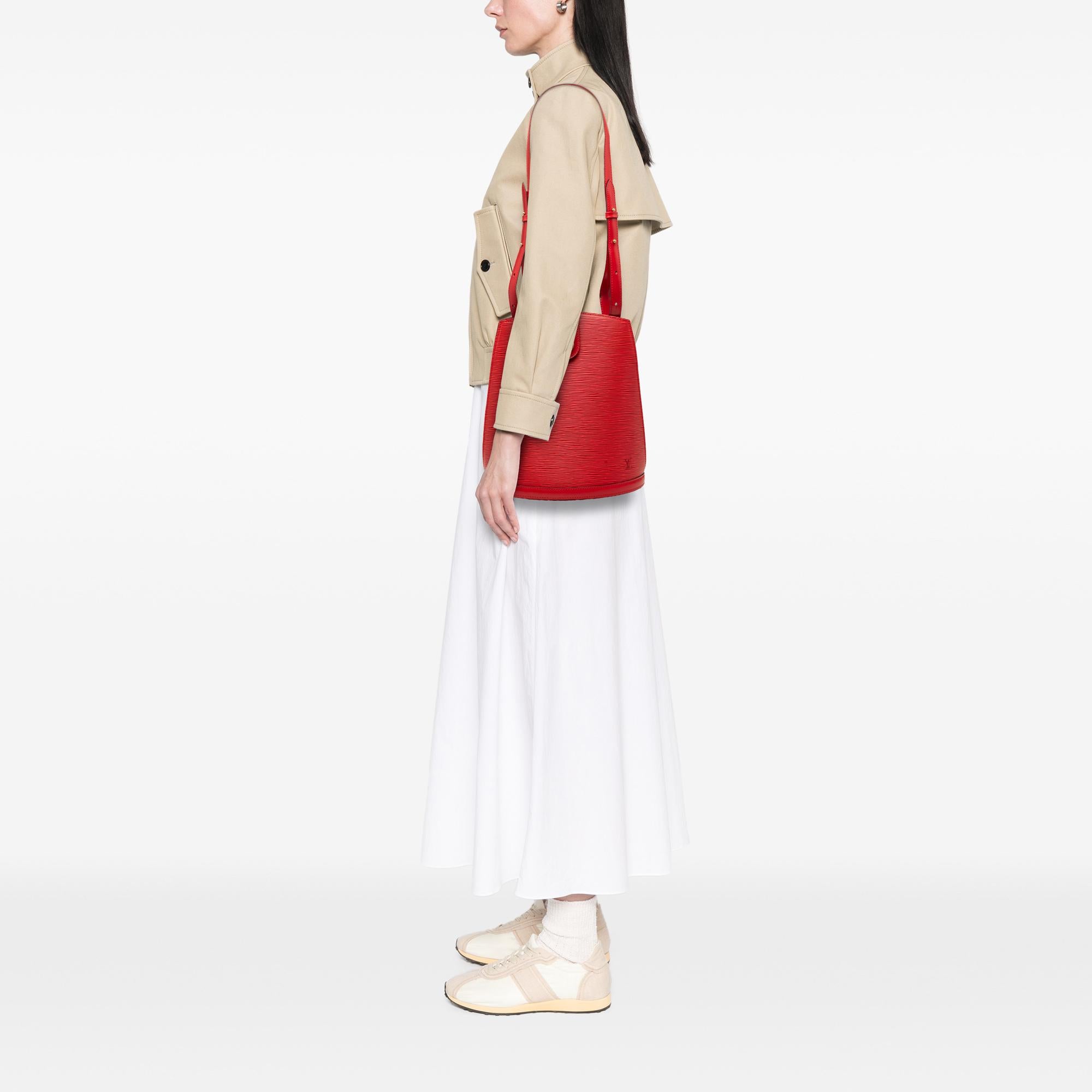 Louis Vuitton Epi Cluny