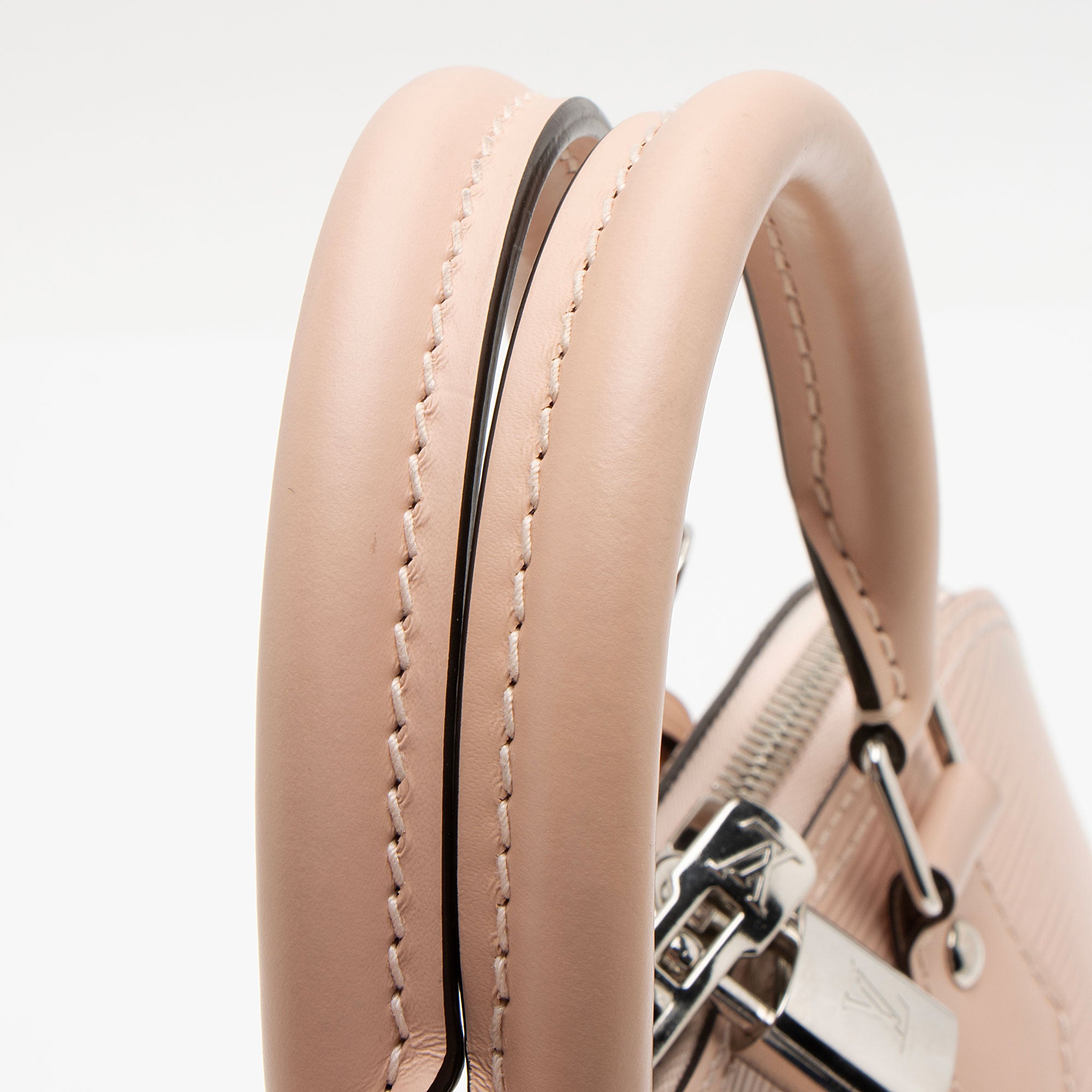 Louis Vuitton Epi Leather Alma PM Satchel (SHF-nAgTKF)