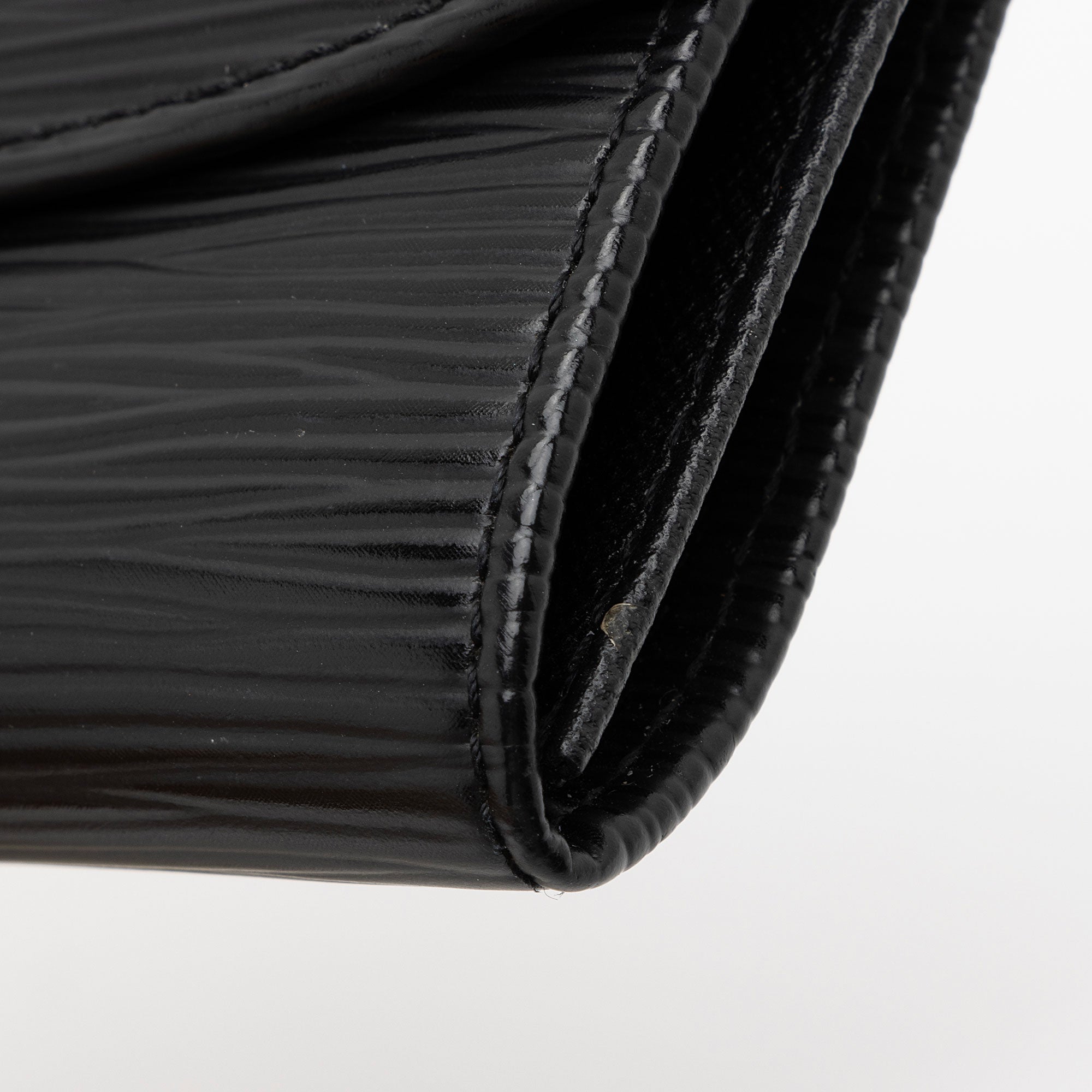 Louis Vuitton Epi Leather Card Case (SHF-vekghz)