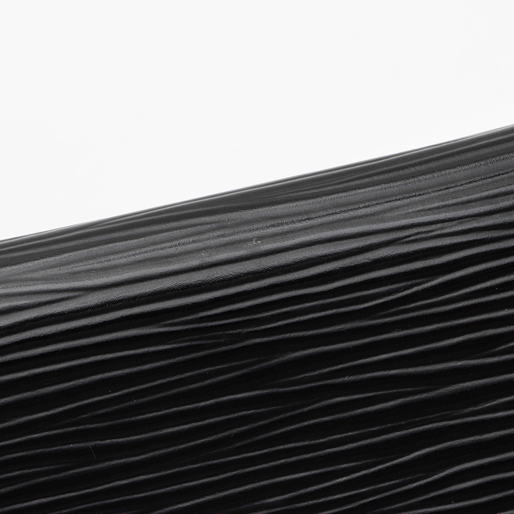 Louis Vuitton Epi Leather Card Case (SHF-vekghz)