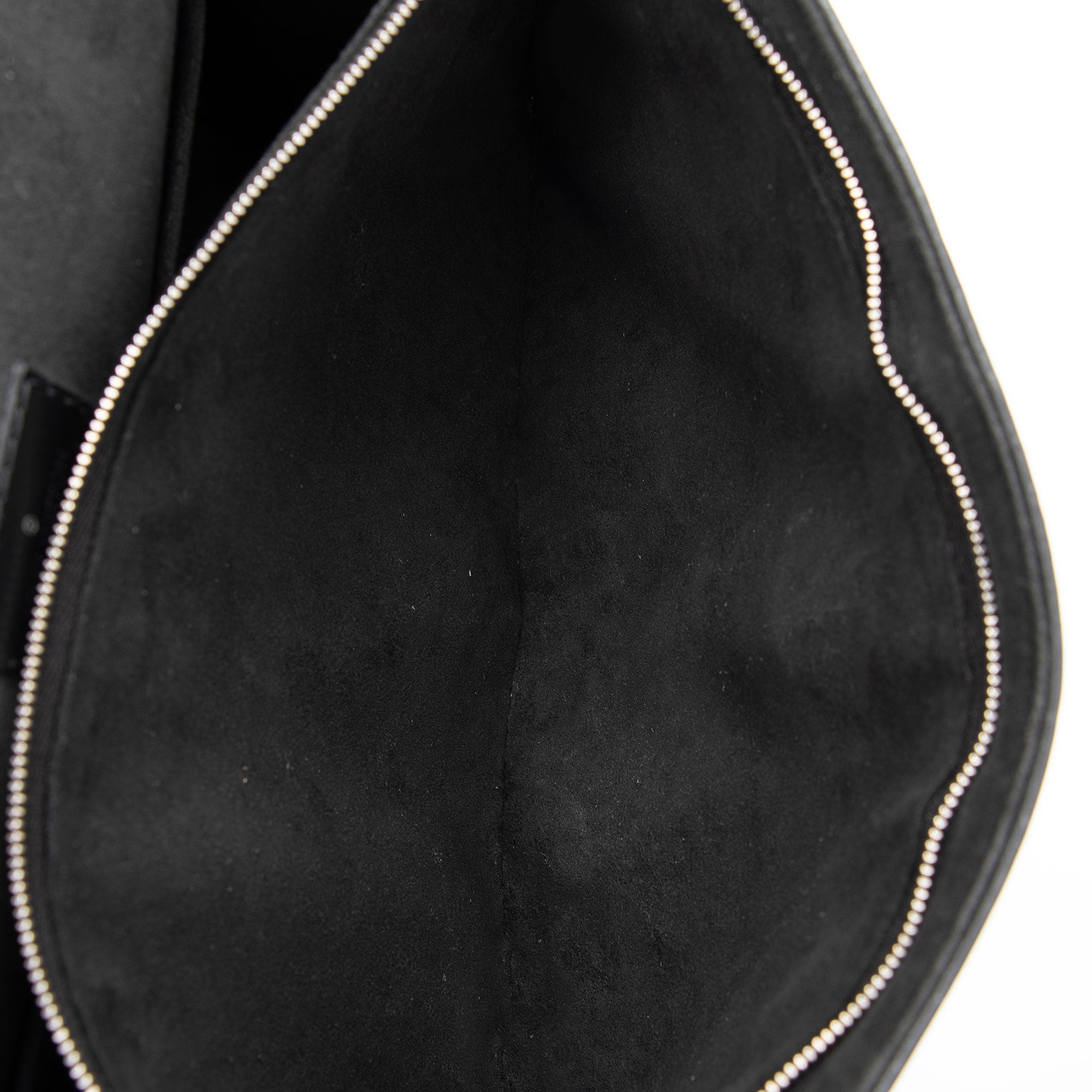 Louis Vuitton Epi Leather Cluny MM Satchel (SHF-deMCTk)