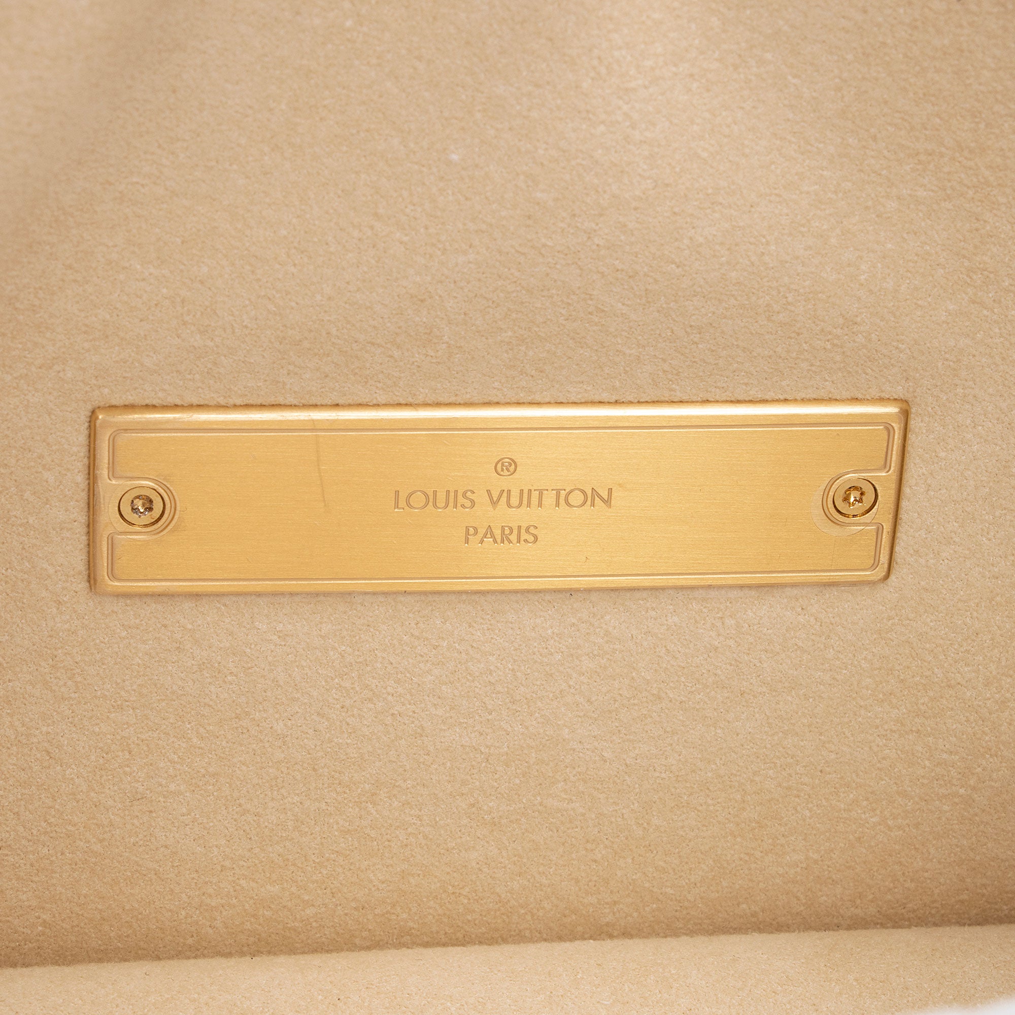 Louis Vuitton Epi Leather Mini Dauphine Shoulder Bag (SHF-97mmnE)