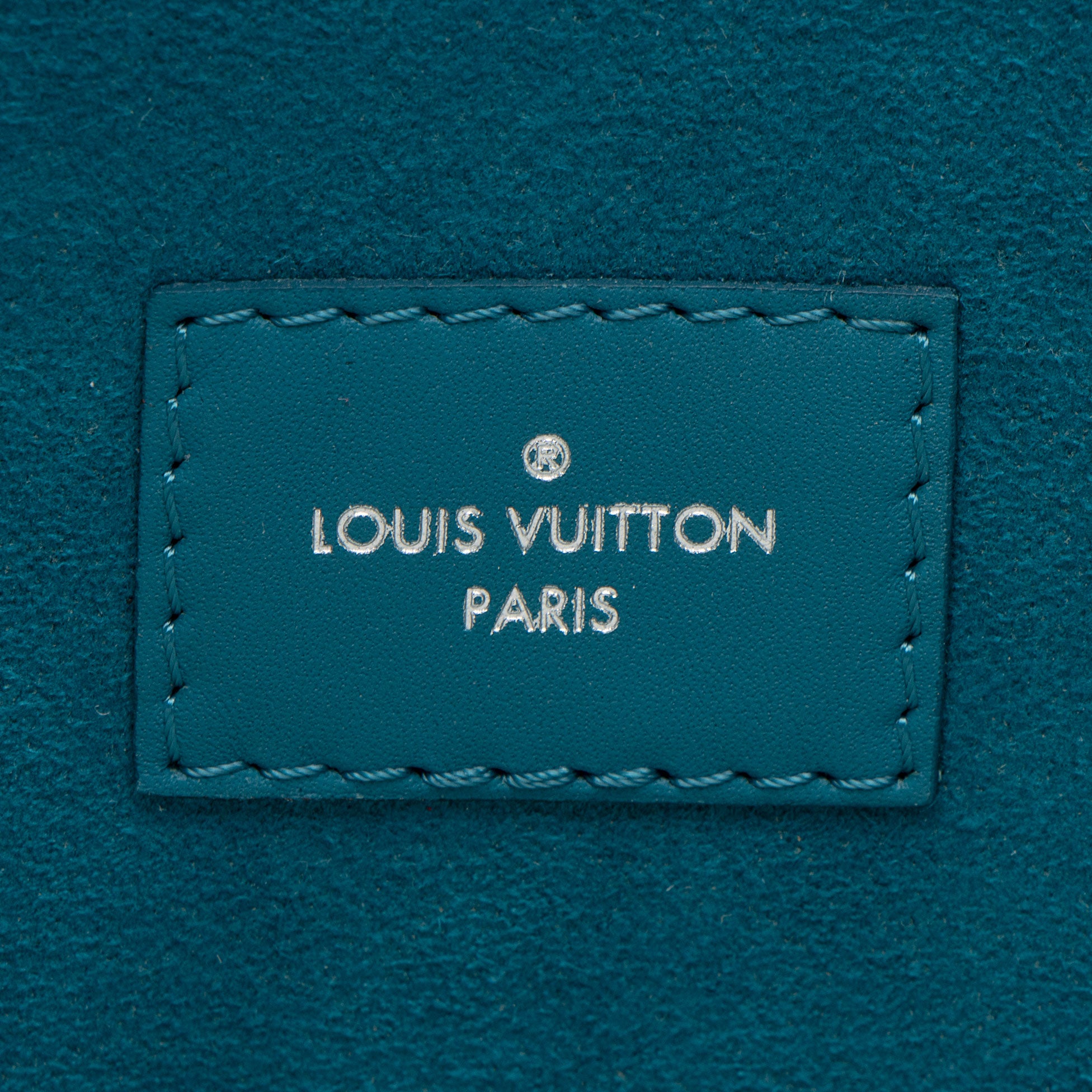 Louis Vuitton Epi Leather Neverfull MM Tote (SHF-bCpKwW)