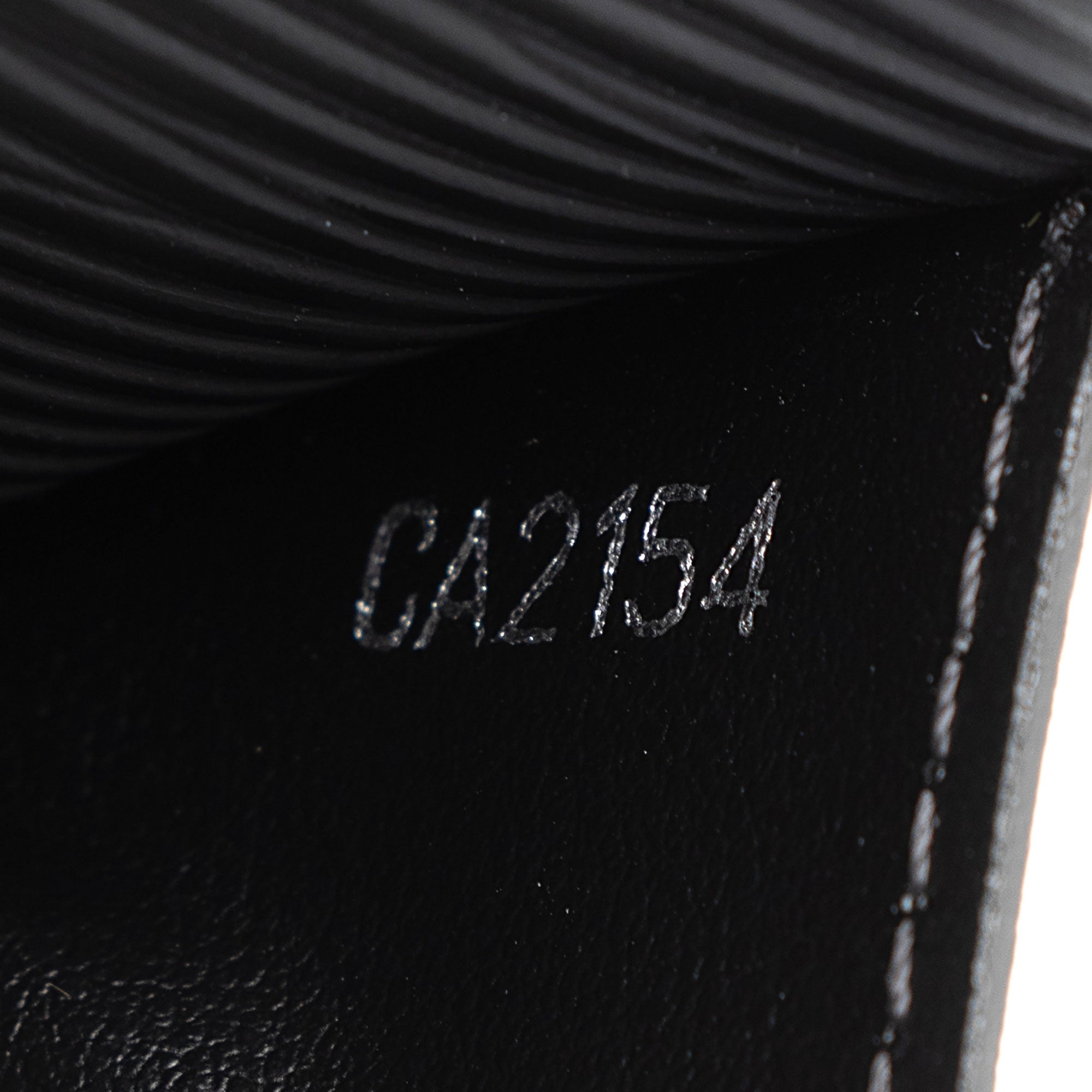 Louis Vuitton Epi Leather Sarah Wallet (SHF-9pu2as)