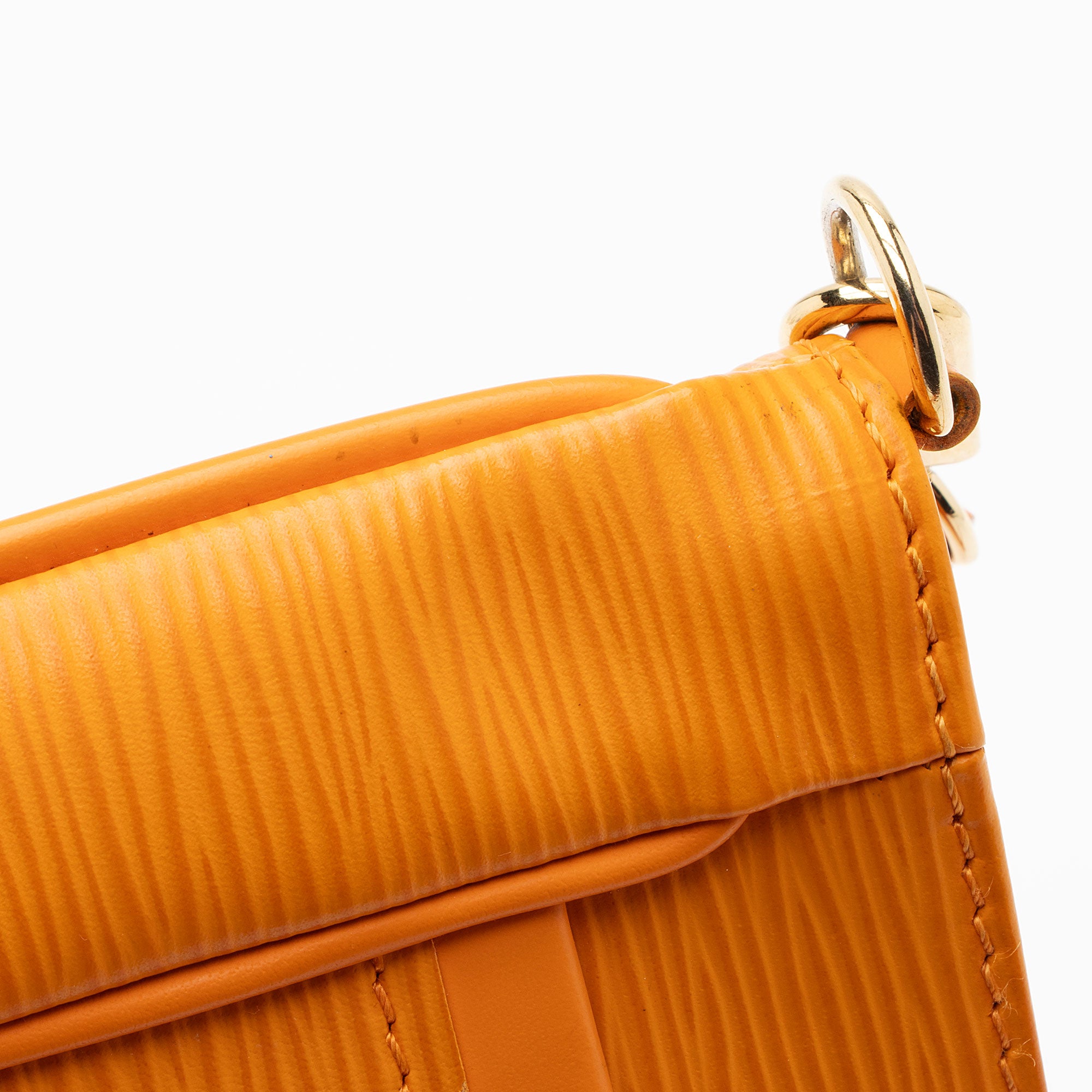 Louis Vuitton Epi Leather Sarvanga Crossbody Bag (SHF-w7HIo7)