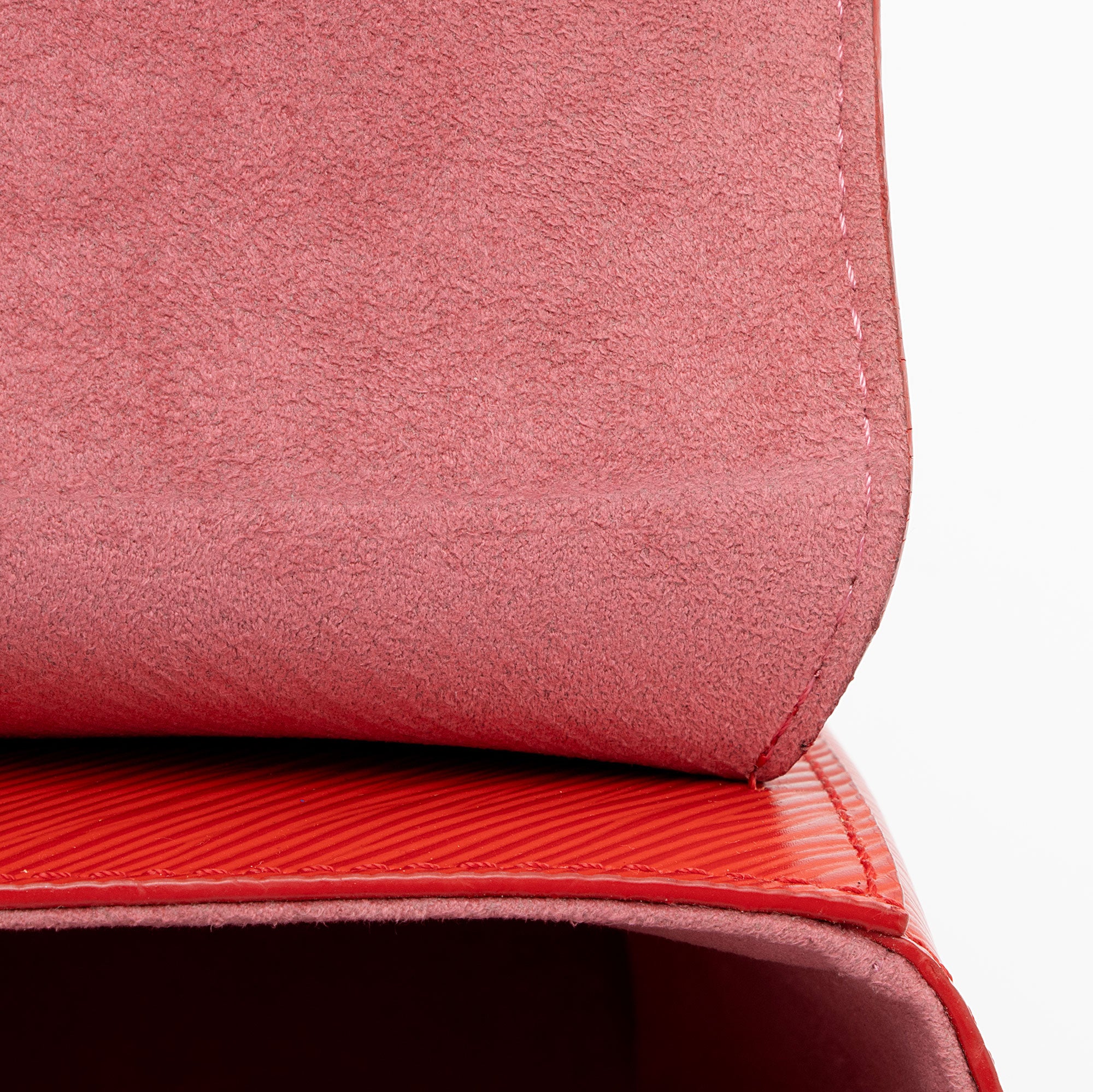 Louis Vuitton Epi Leather Twist MM Shoulder Bag