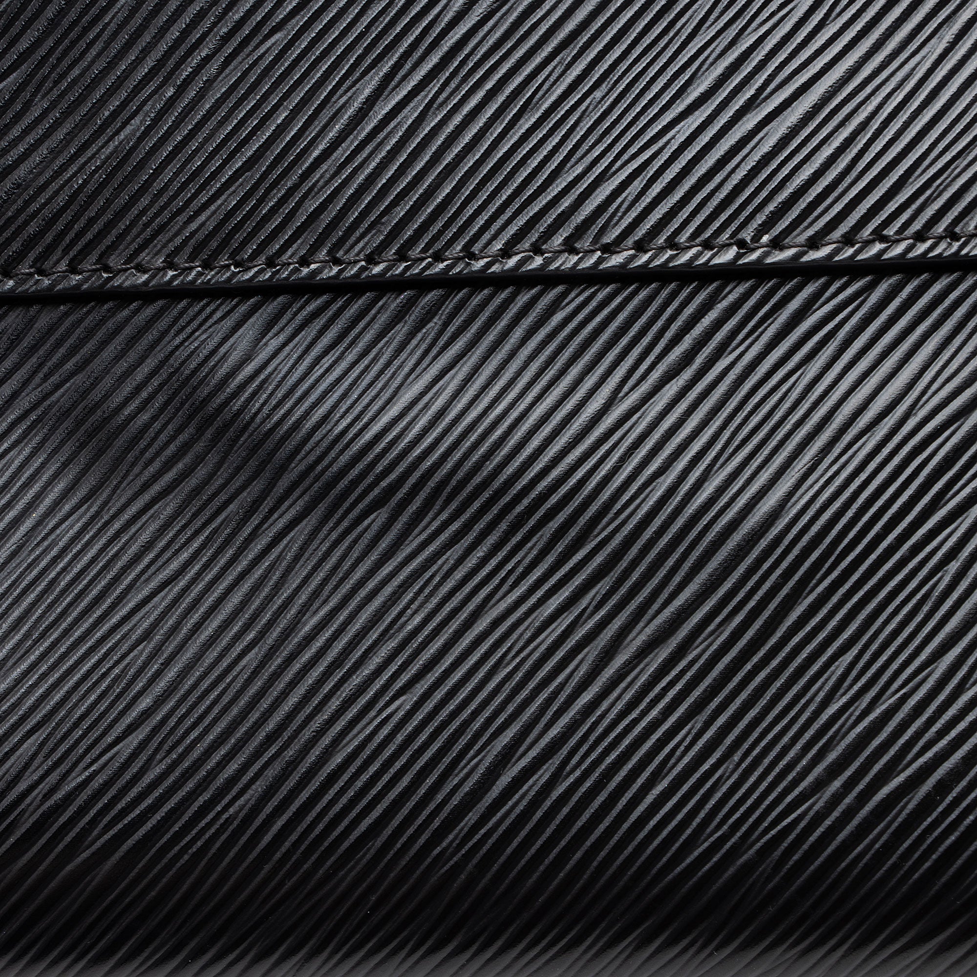 Louis Vuitton Epi Leather Twist PM Shoulder Bag