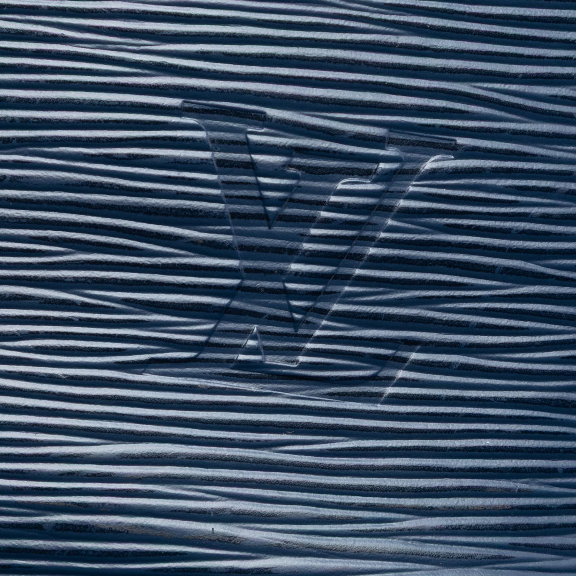 Louis Vuitton Epi NeoNoe MM