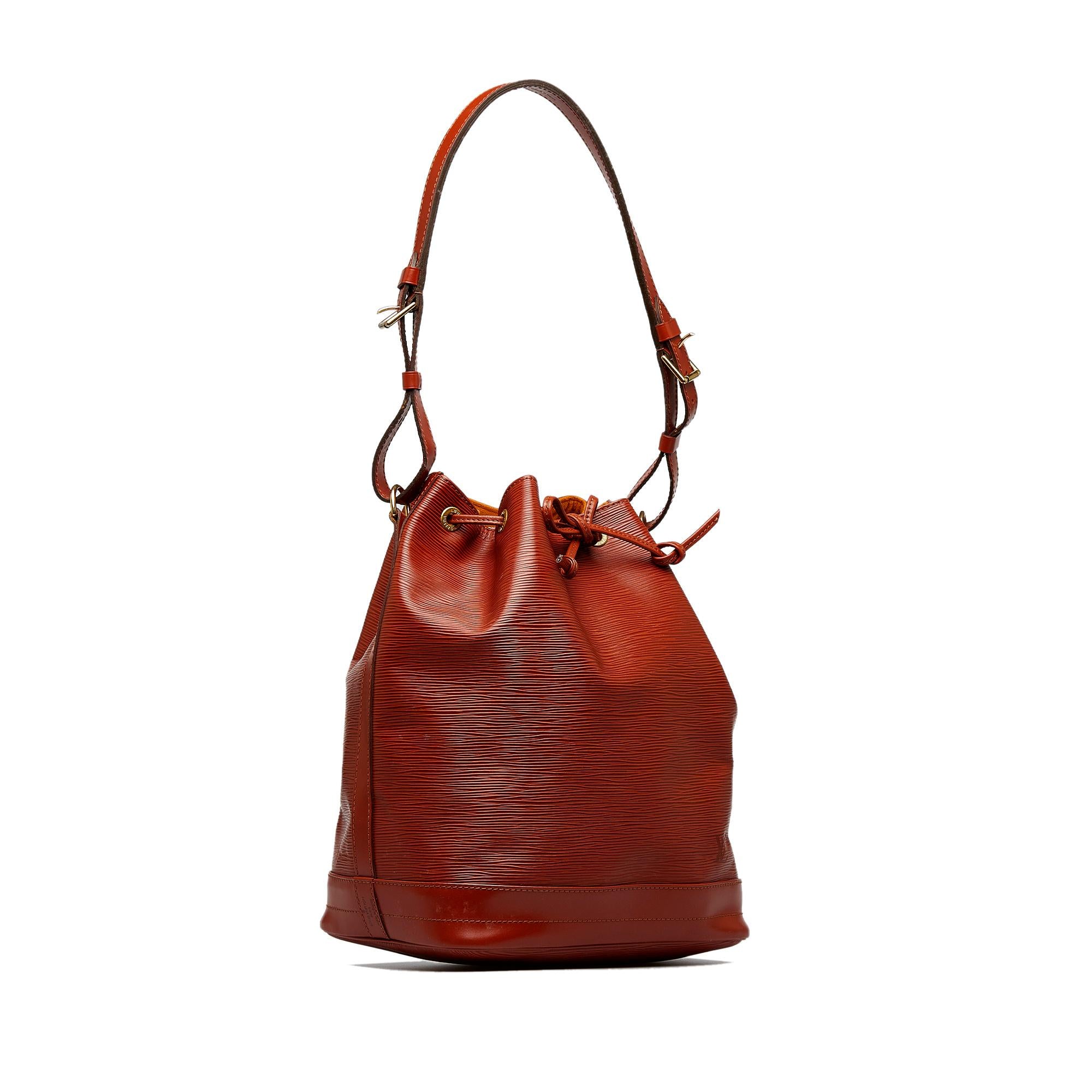 Louis Vuitton Epi Noe GM (SHG-o5JPhV)