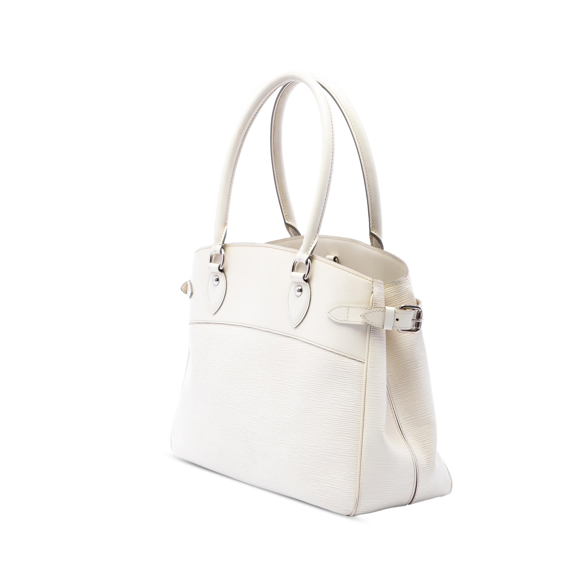 Louis Vuitton Epi Passy GM