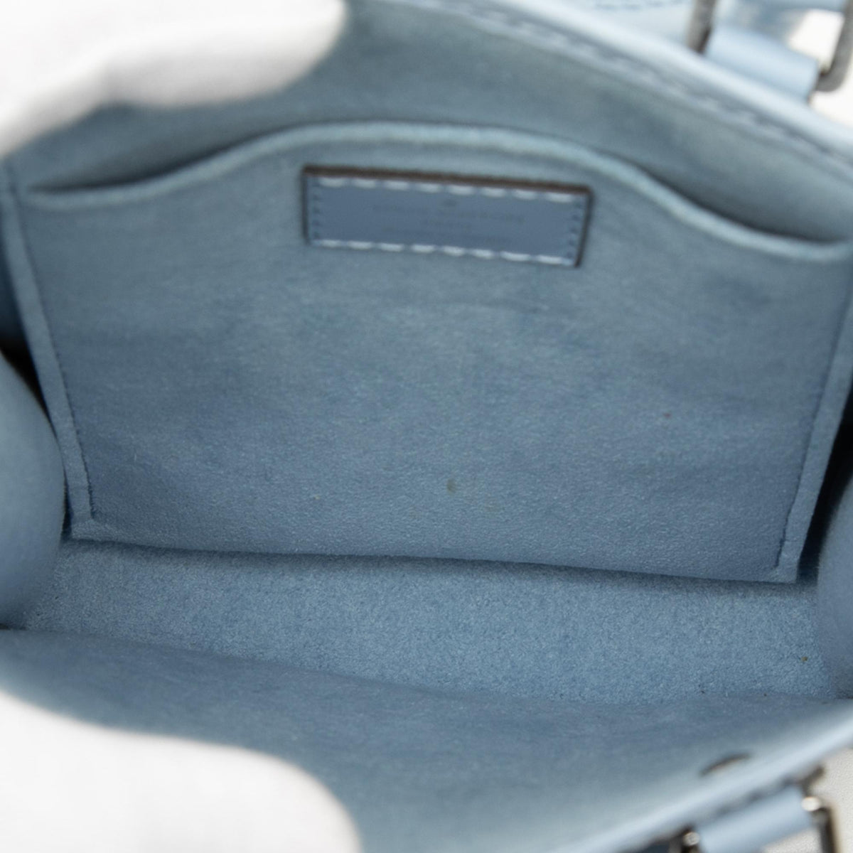 Louis Vuitton Epi Petit Sac Plat
