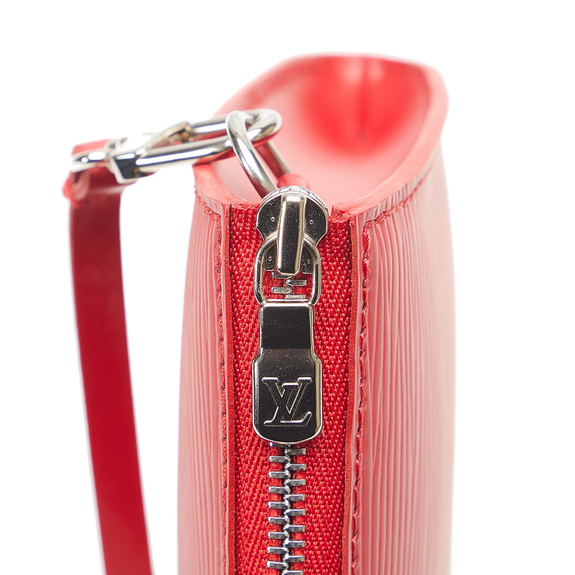 Louis Vuitton Epi Pochette Accessoires (SHG-HAcy8J)