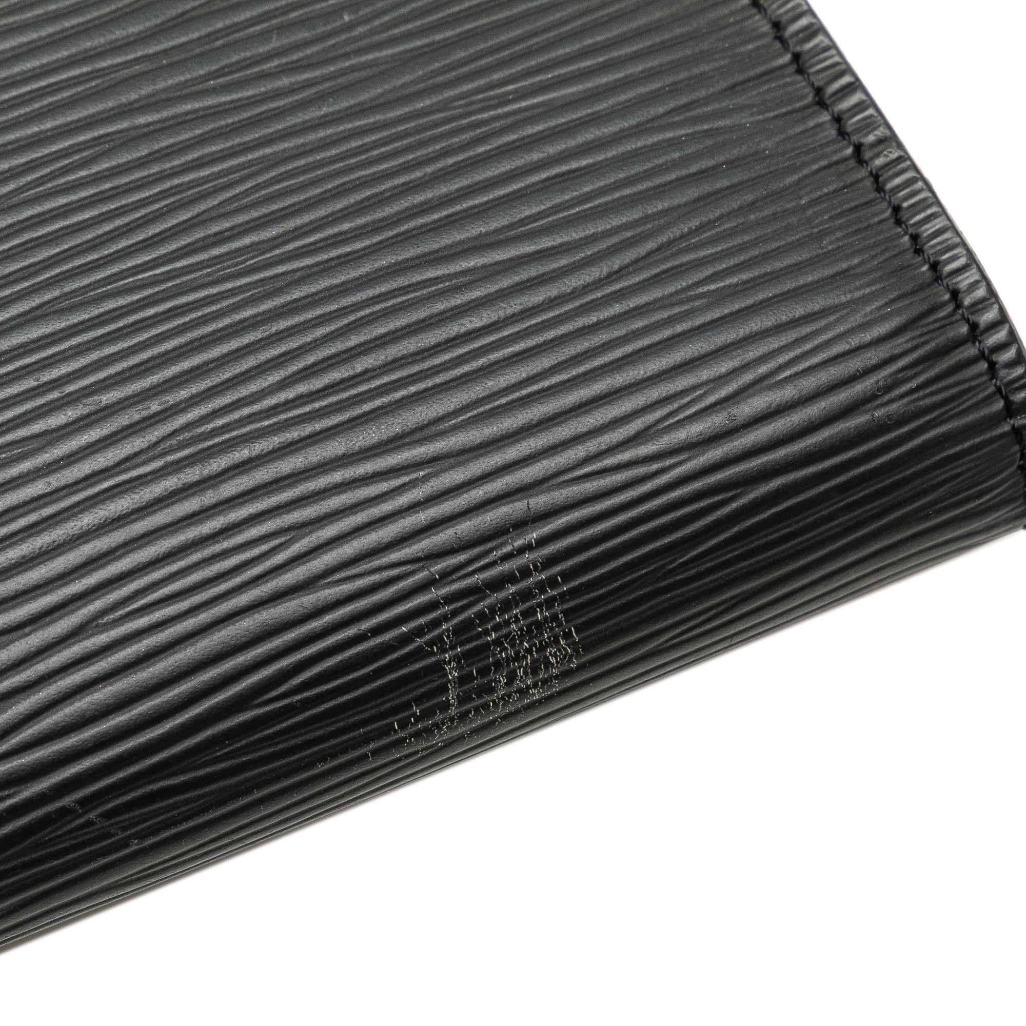 Louis Vuitton Epi Pochette Accessoires (SHG-OpQdyr)