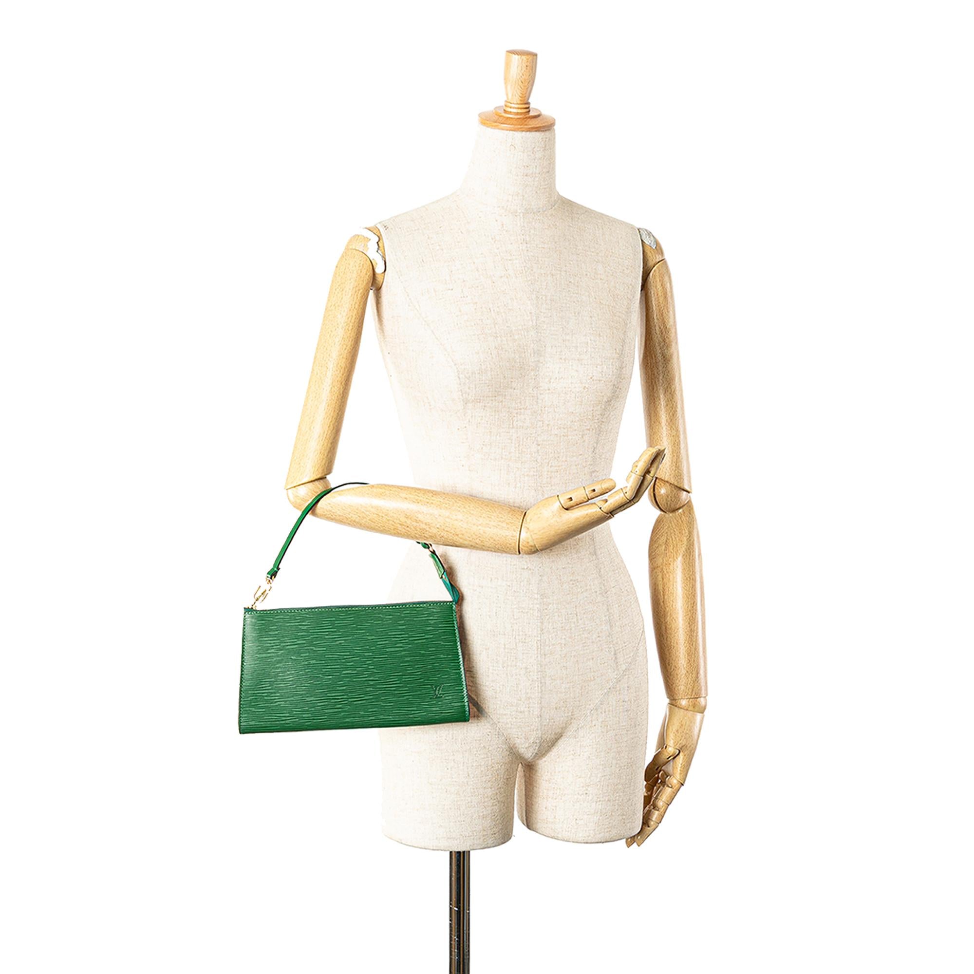 Louis Vuitton Epi Pochette Accessoires