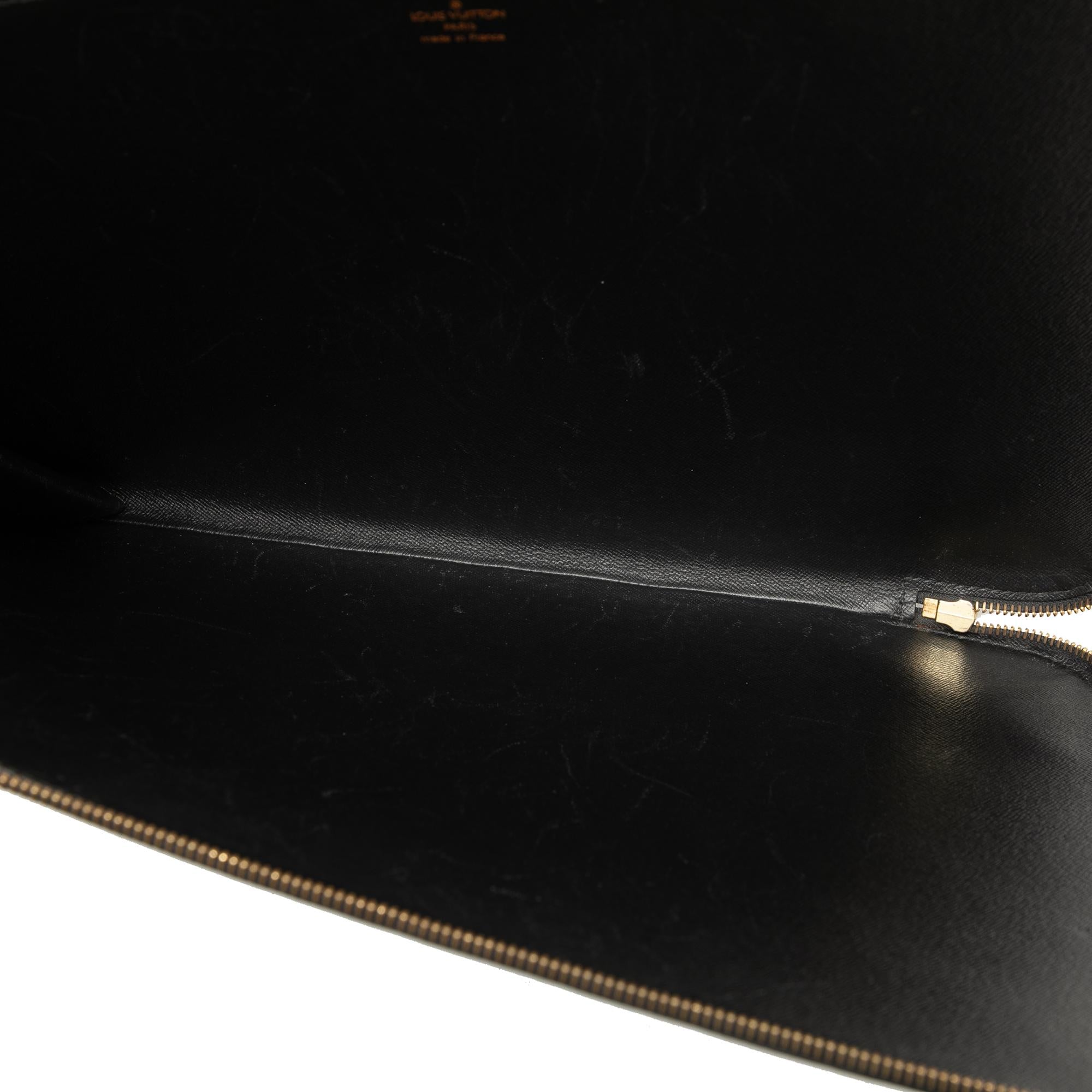 Louis Vuitton Epi Pochette Jour GM