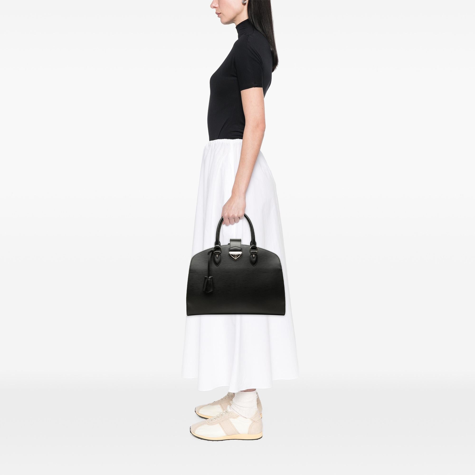 Louis Vuitton Epi Pont Neuf GM