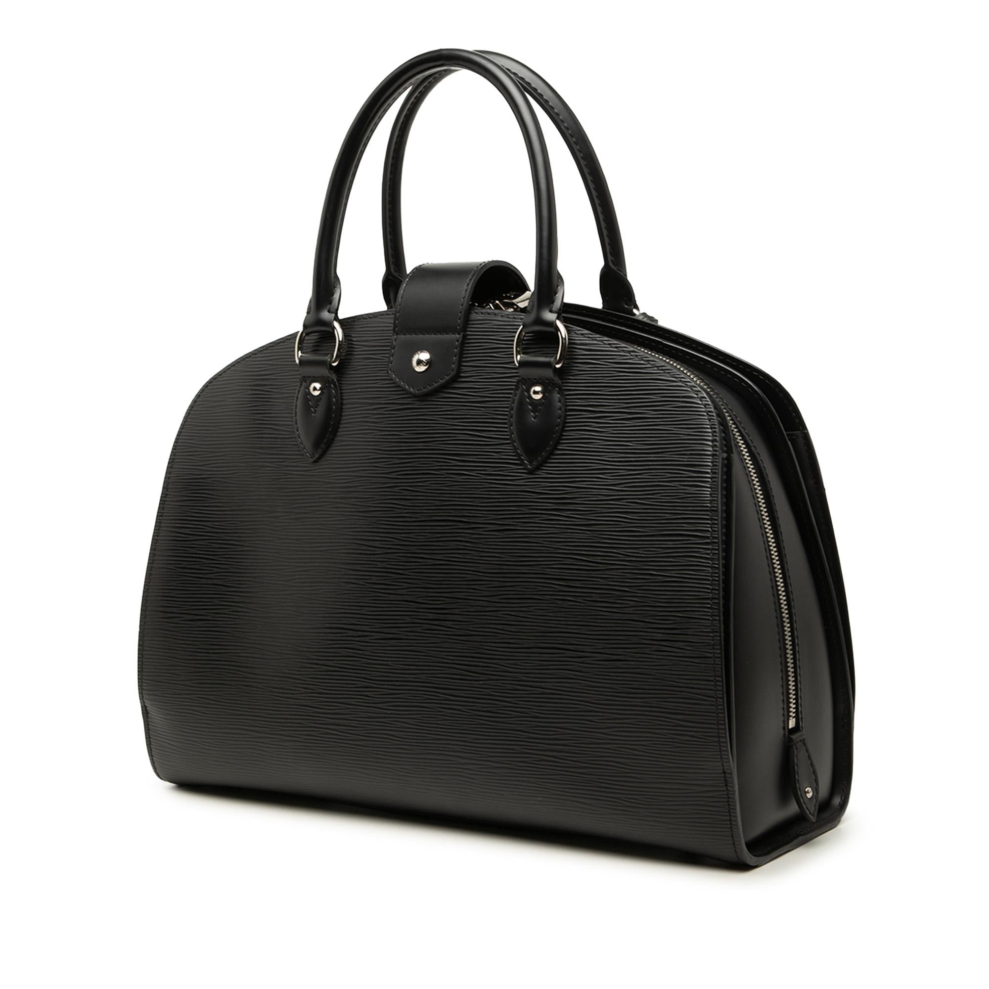 Louis Vuitton Epi Pont Neuf GM