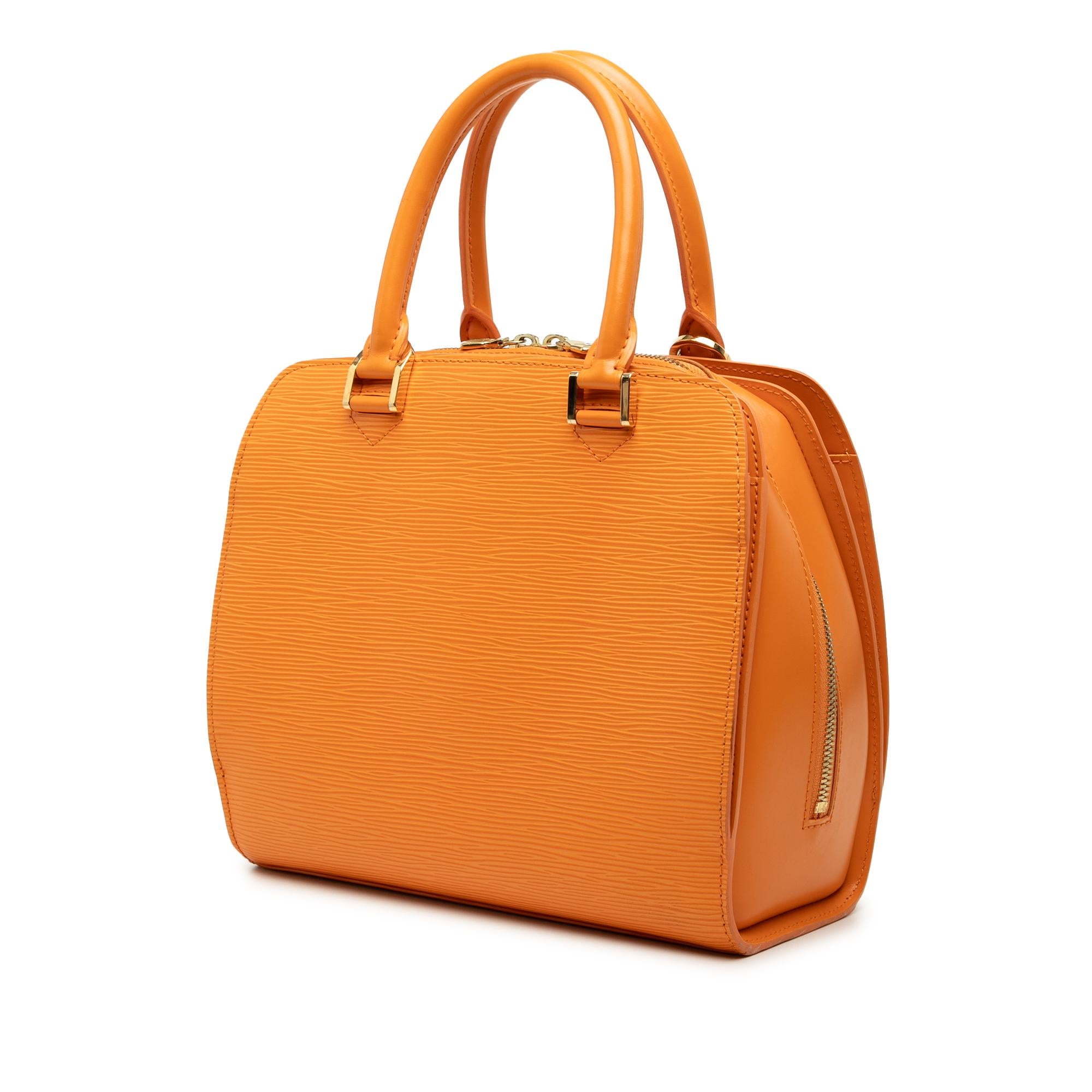 Louis Vuitton Epi Pont Neuf