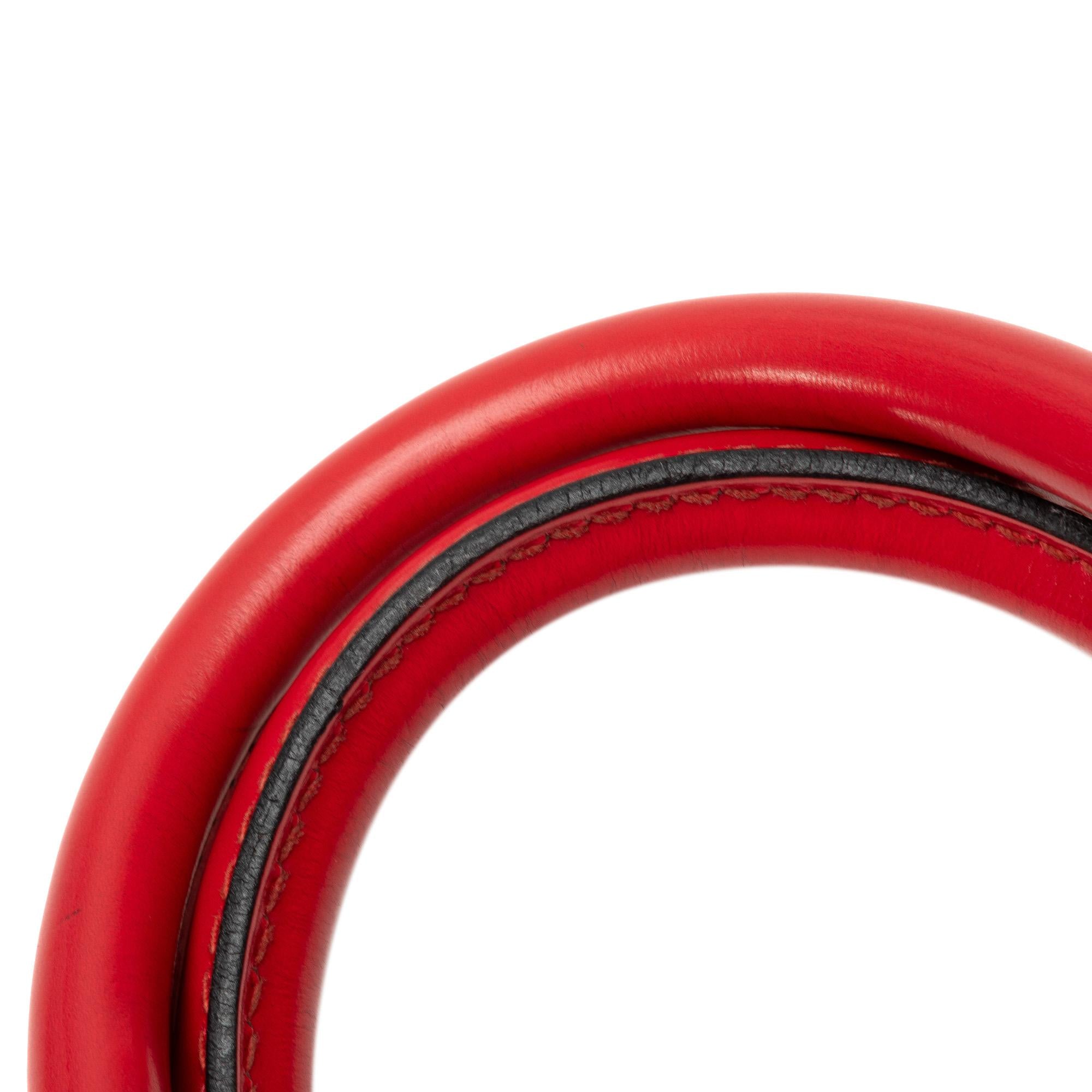 Louis Vuitton Epi Sac Triangle (SHG-SreSvU)