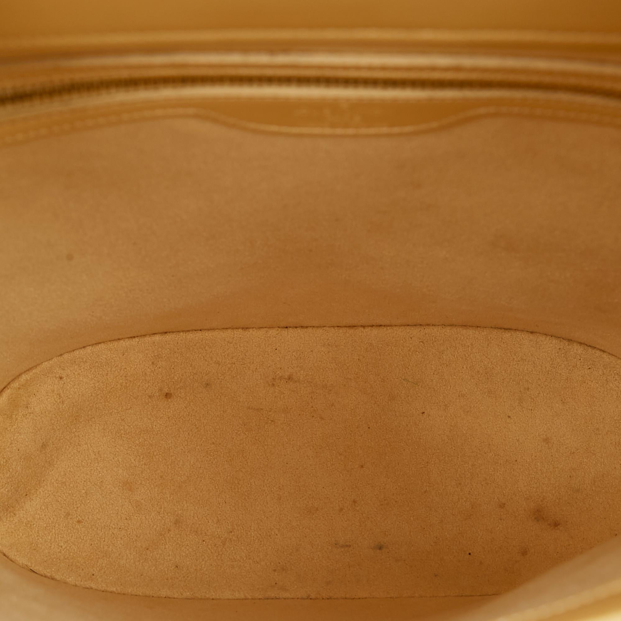 Louis Vuitton Epi Sac Verseau (SHG-32418)
