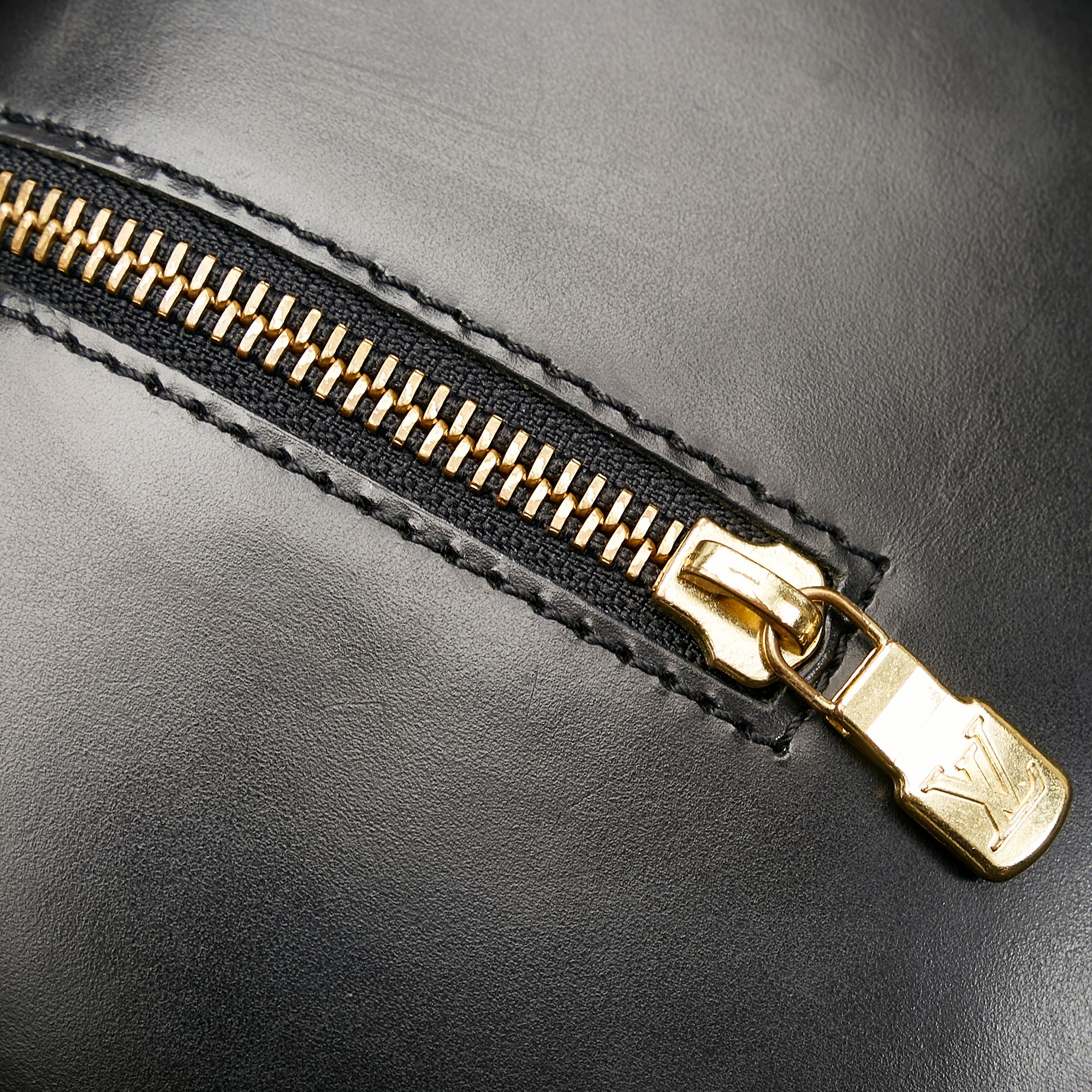 Louis Vuitton Epi Soufflot (SHG-37860)