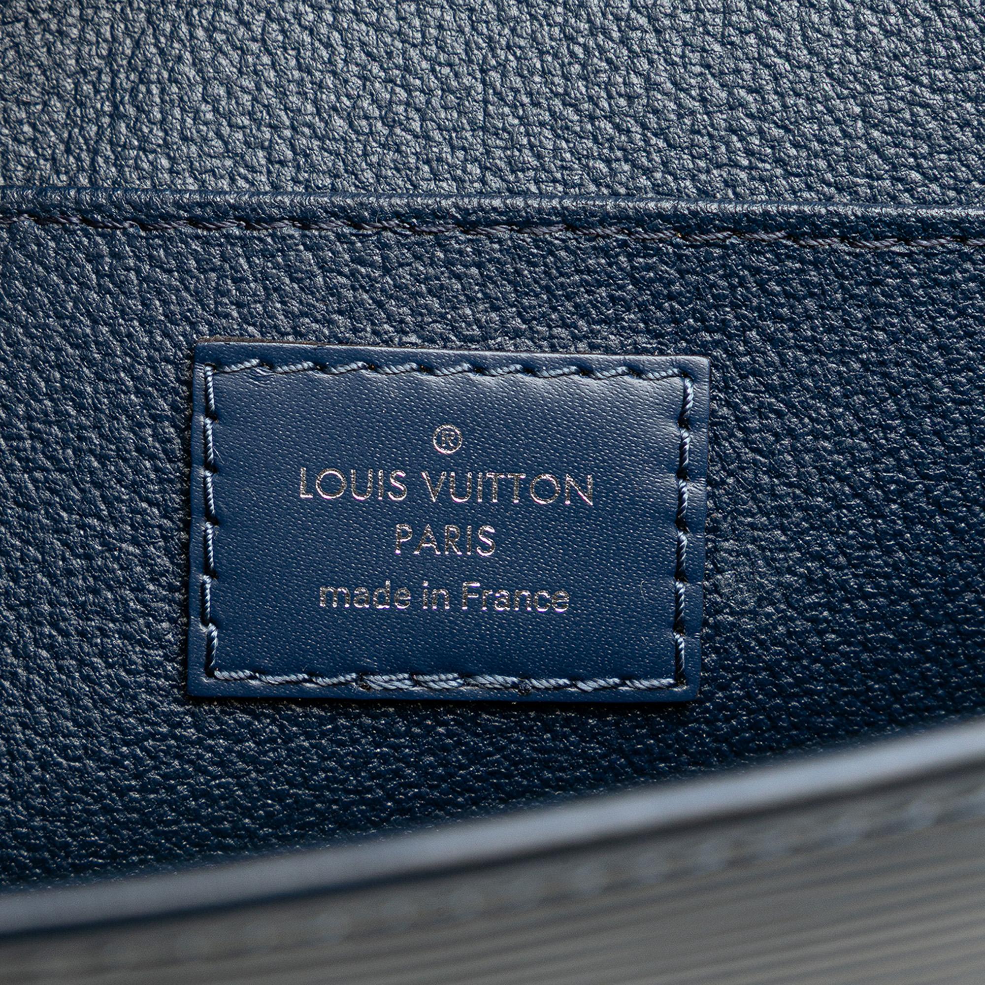 Louis Vuitton Epi Toiletry Pouch 26