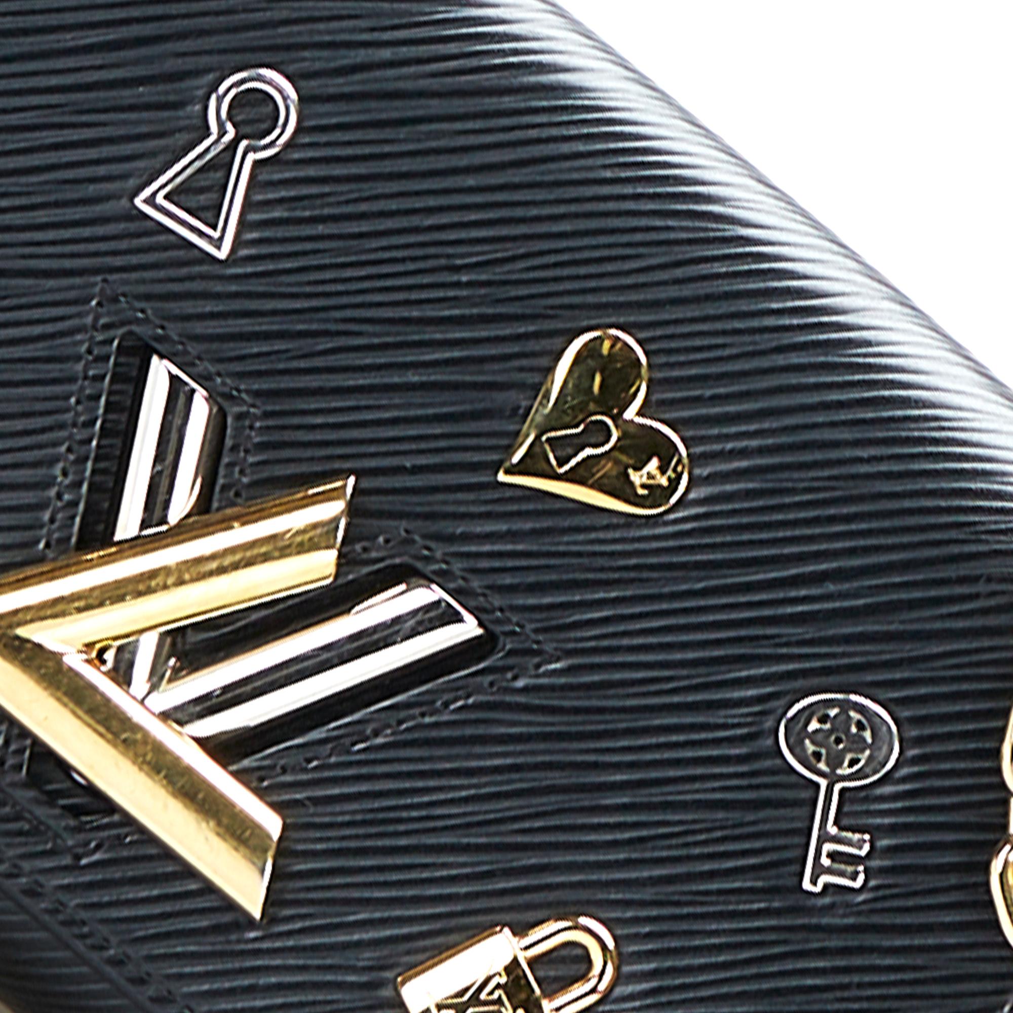 Louis Vuitton Epi Twist Love Lock Chain Wallet (SHG-MmYcl0)