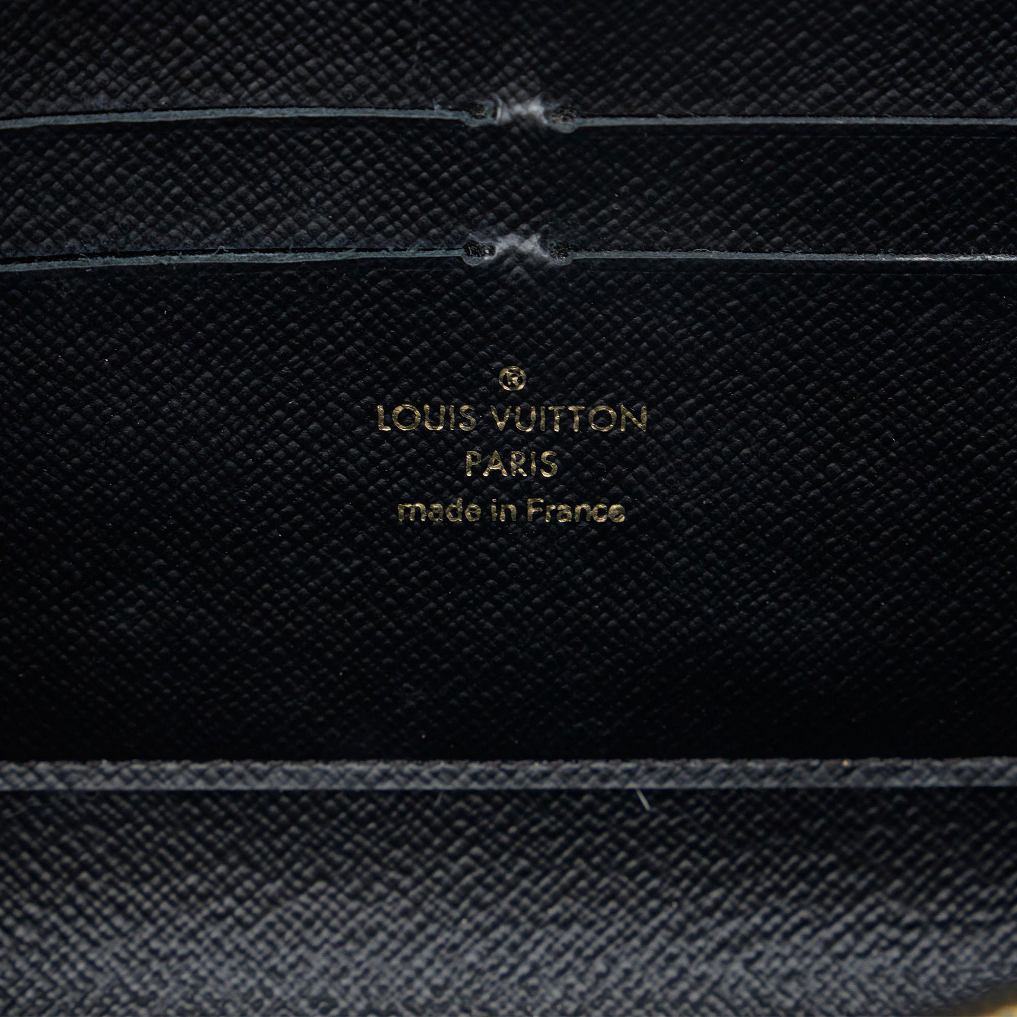 Louis Vuitton Epi Twist Love Lock Chain Wallet (SHG-WDV2bU)