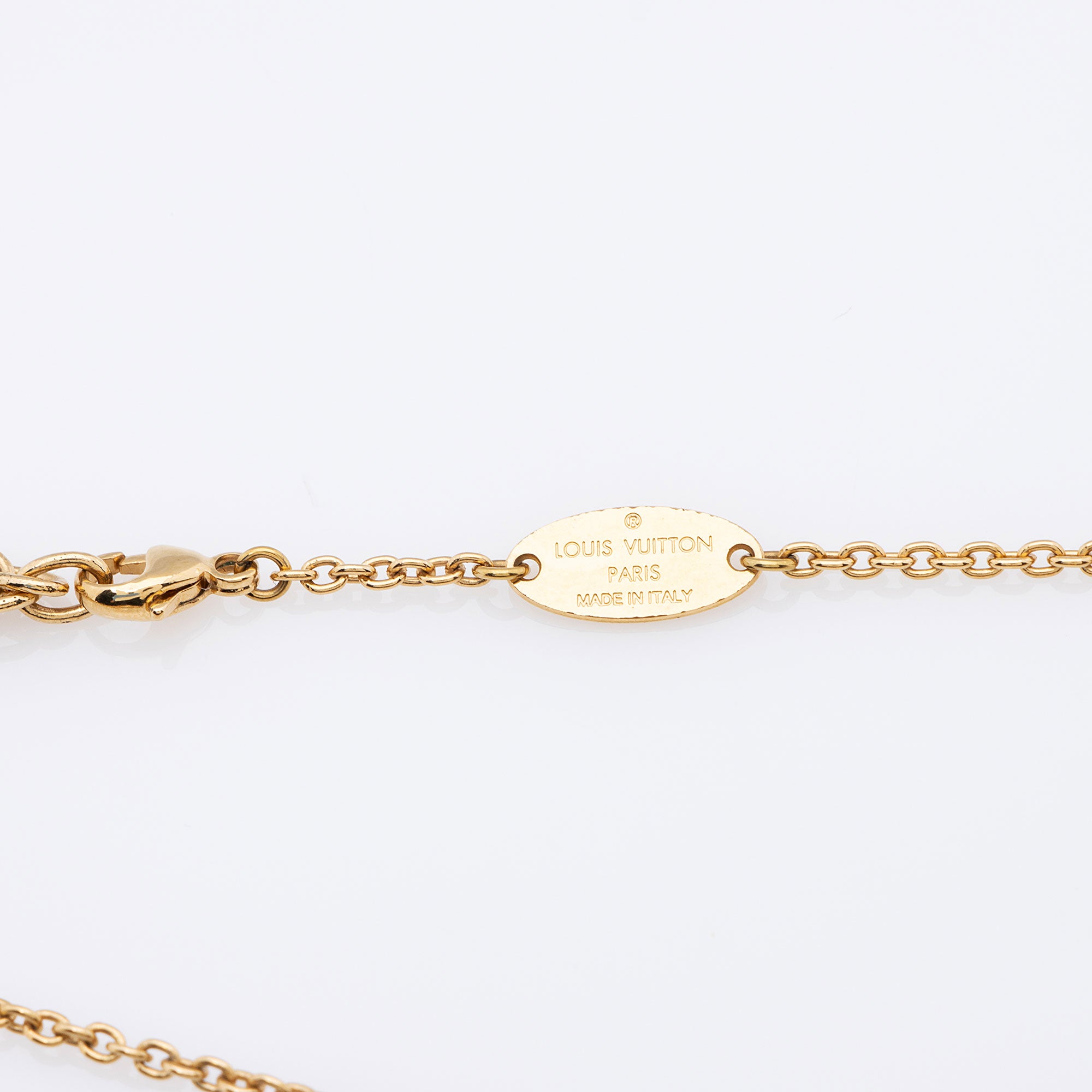 Louis Vuitton Essential V Necklace