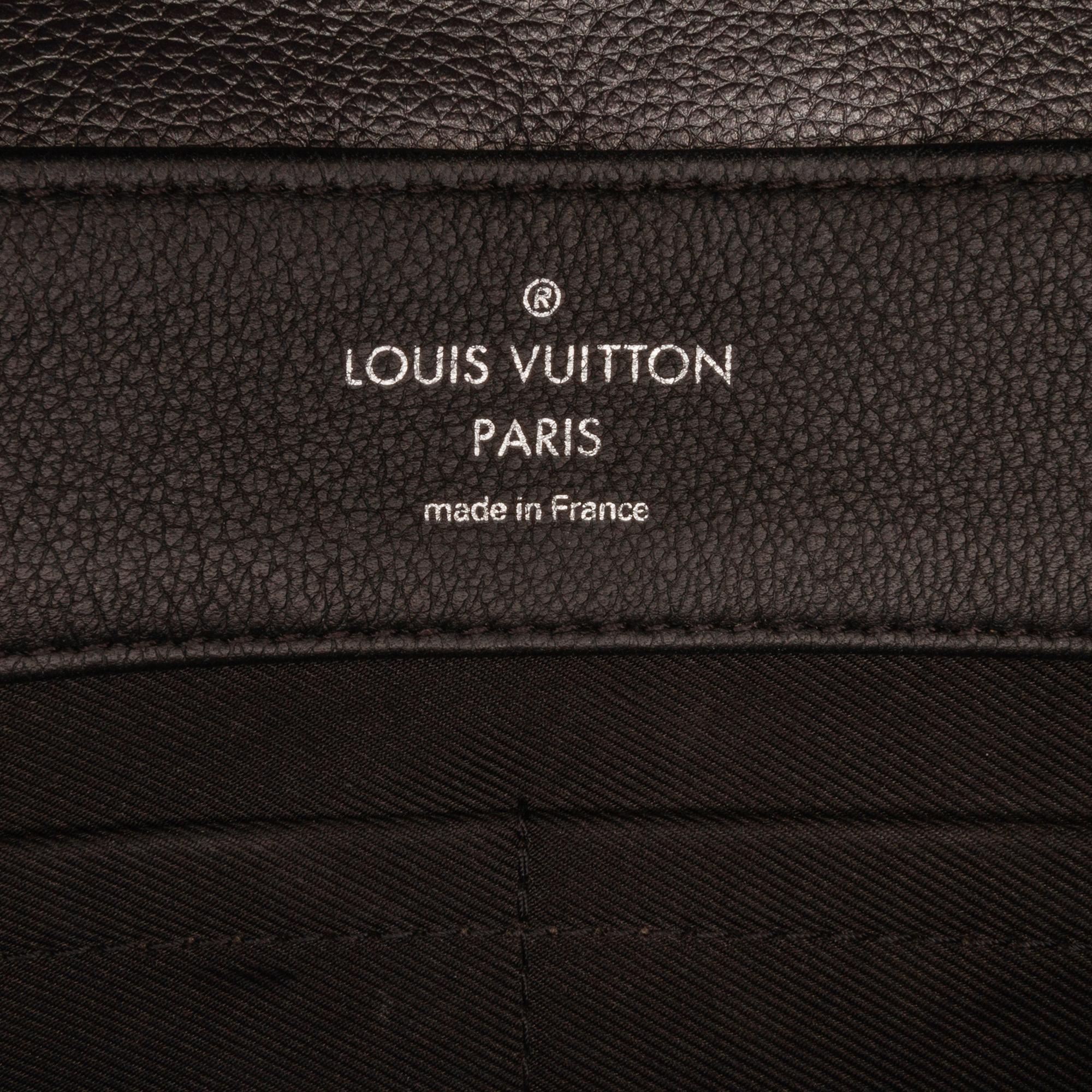 Louis Vuitton Eyelet LockMe II