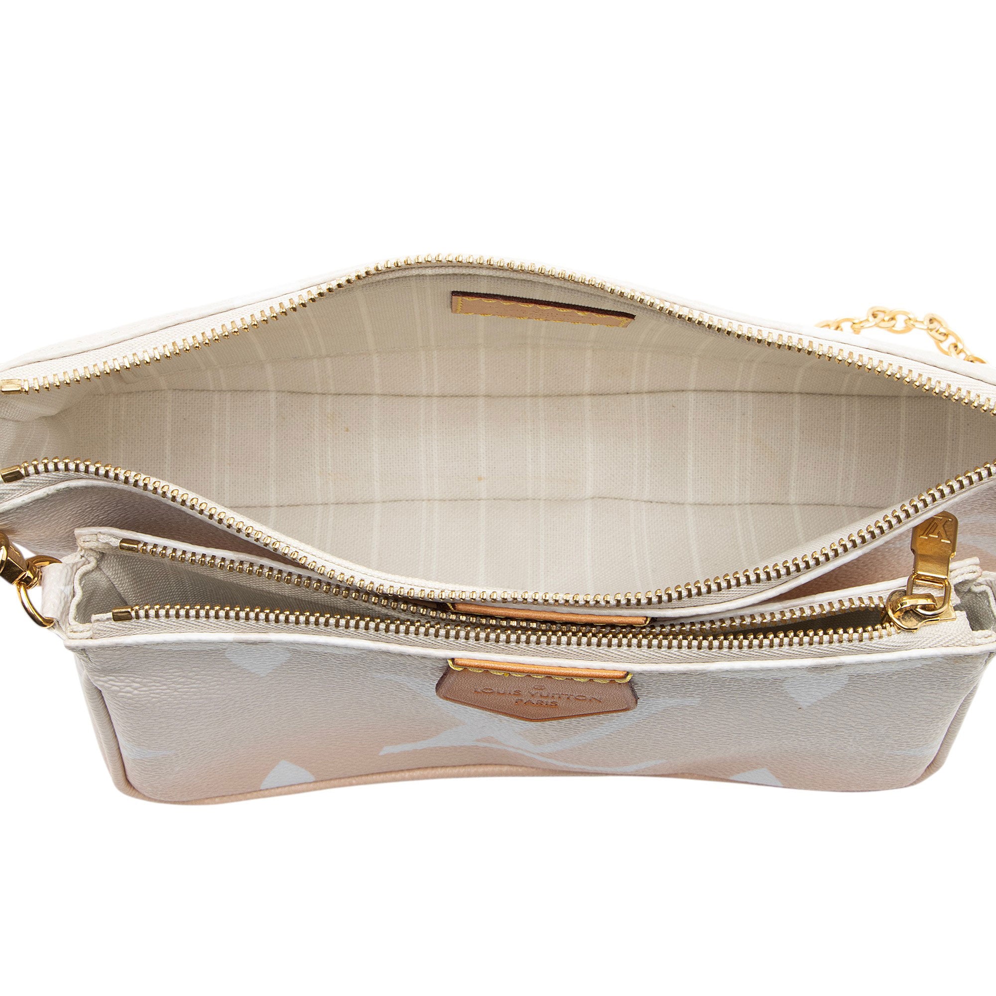 Louis Vuitton Giant Monogram Canvas By The Pool Multi-Pochette Accessoires