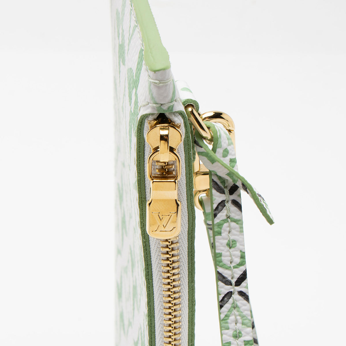 Louis Vuitton Giant Monogram Canvas By The Pool Neverfull MM Pochette