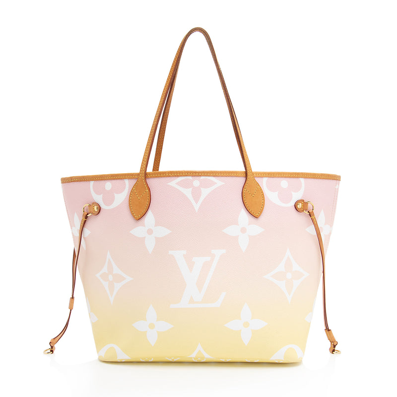 Louis Vuitton Giant Monogram Canvas by The Pool Neverfull mm Tote (SHF-fFd8M5)