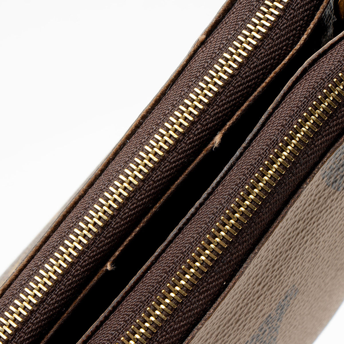 Louis Vuitton Giant Monogram Canvas Double Zip Pochette
