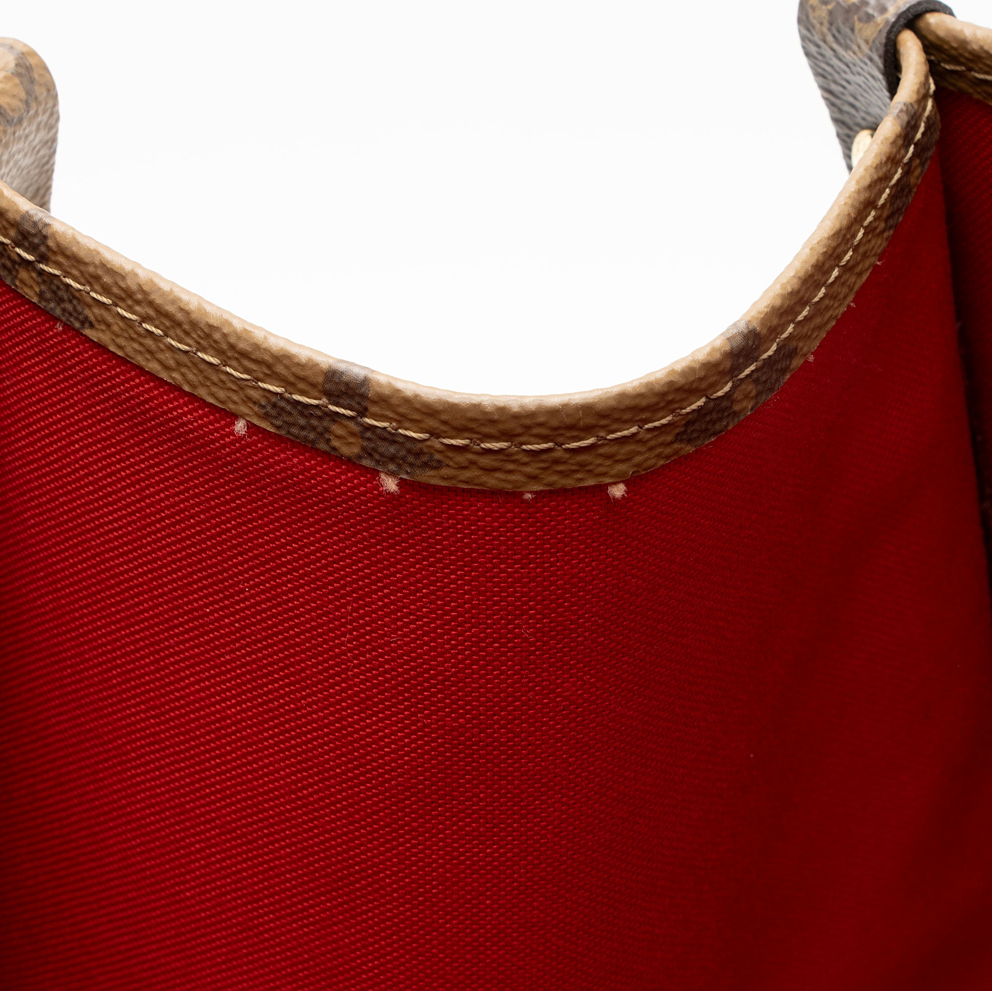 Louis Vuitton Giant Monogram Canvas Onthego GM Tote (SHF-2xyle4)
