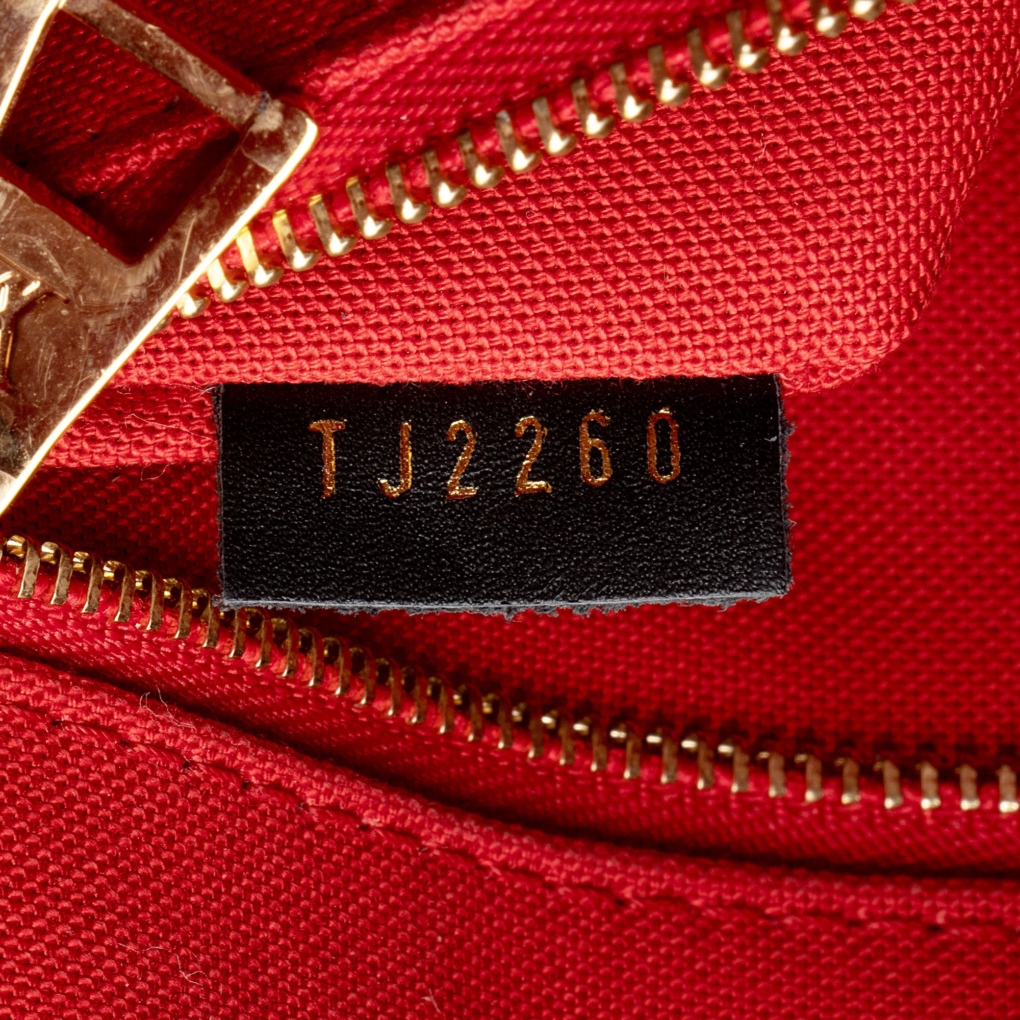 Louis Vuitton Giant Monogram Canvas Onthego MM Tote (SHF-fOILTP)