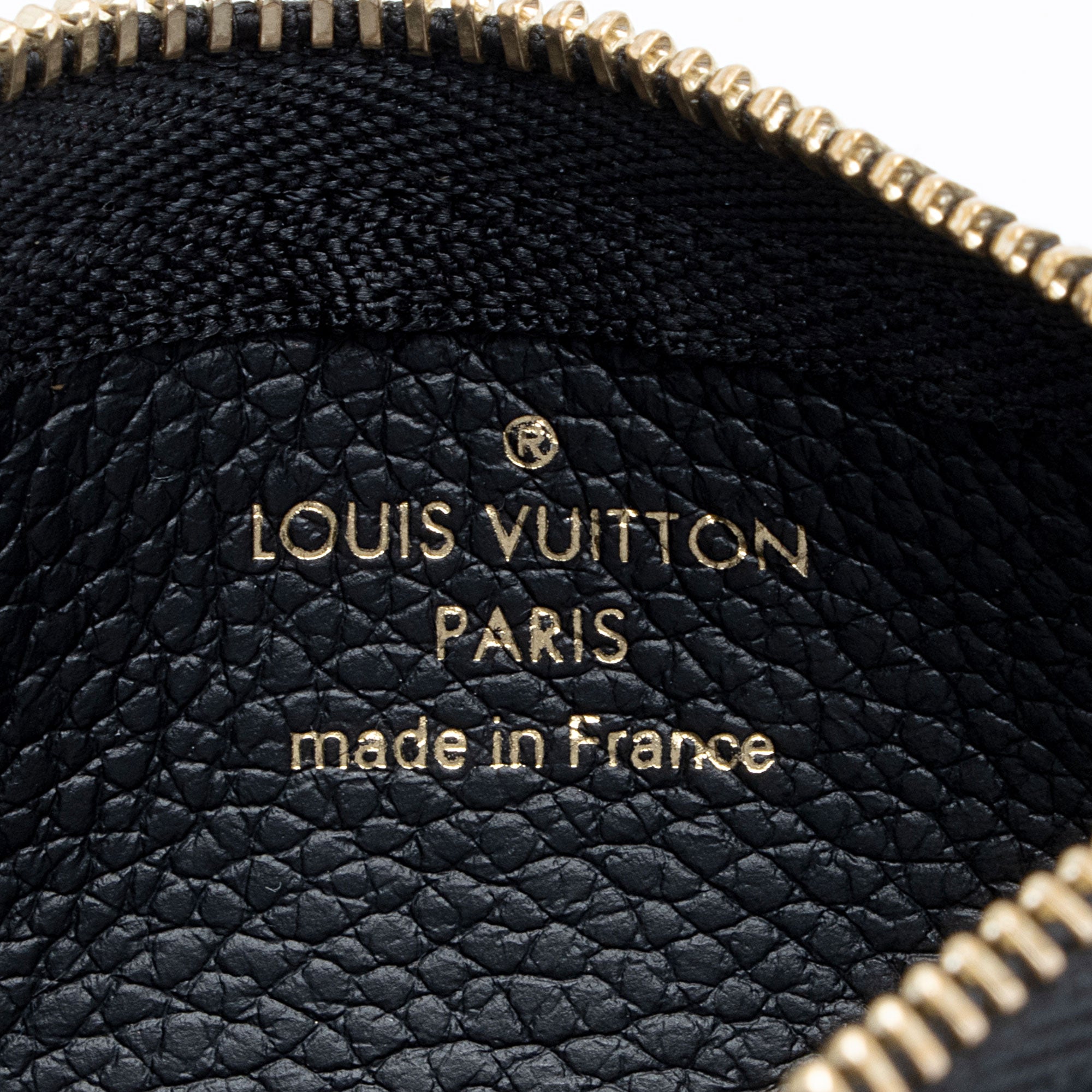 Louis Vuitton Giant Monogram Empreinte Key Pouch (SHF-Kq73sA)