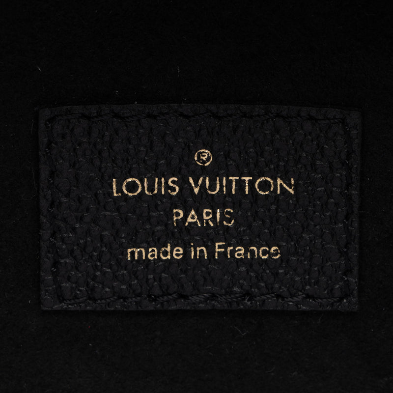 Louis Vuitton Giant Monogram Empreinte Multi-Pochette Accessoires (SHF-RXskza)