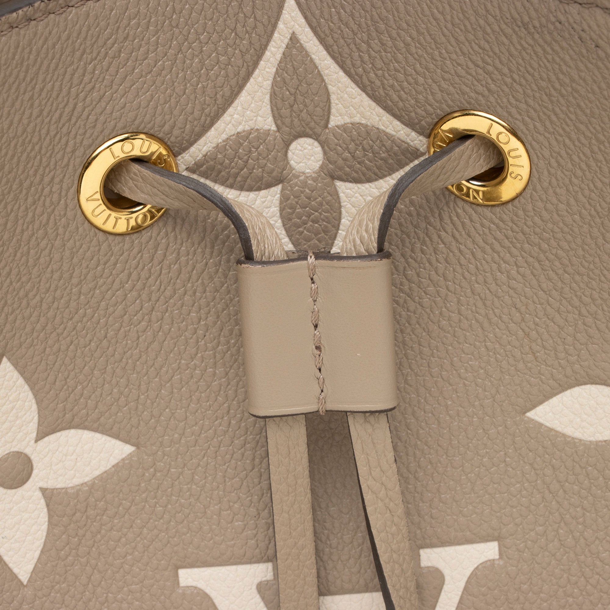Louis Vuitton Giant Monogram Empreinte Neonoe MM Shoulder Bag (SHF-f7gF7V)