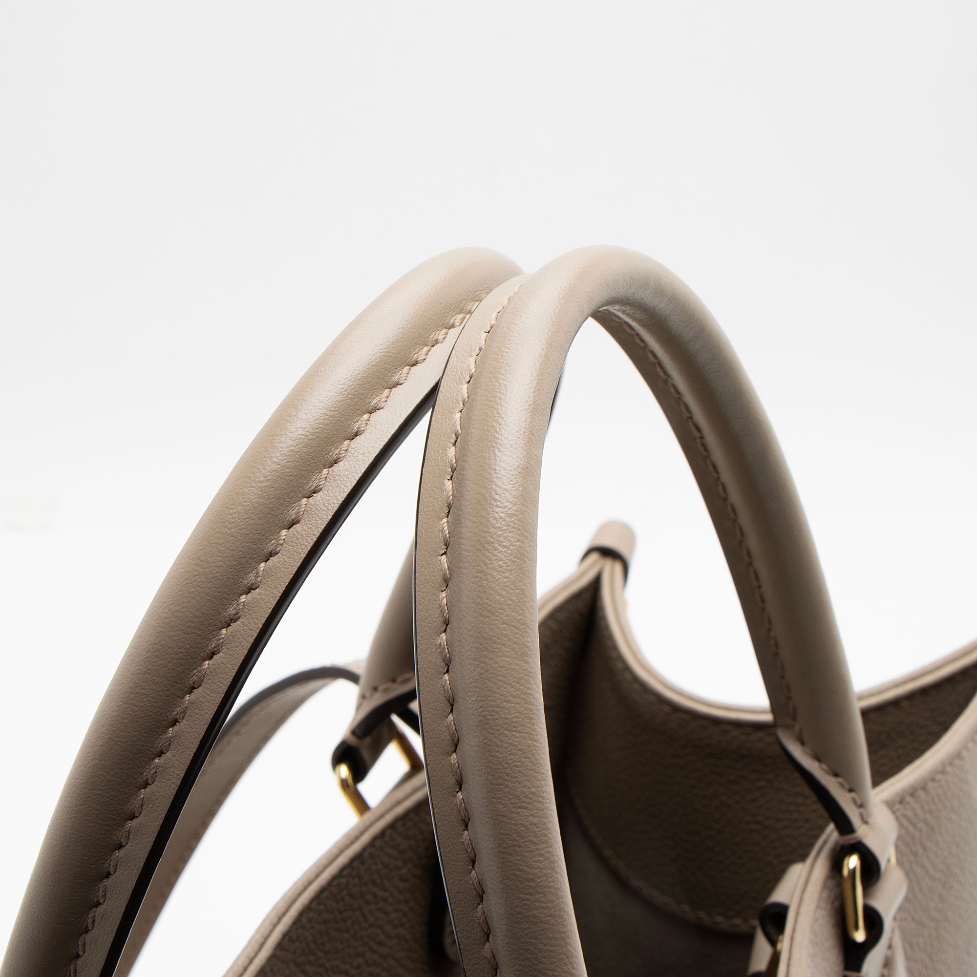 Louis Vuitton Giant Monogram Empreinte Onthego MM Tote