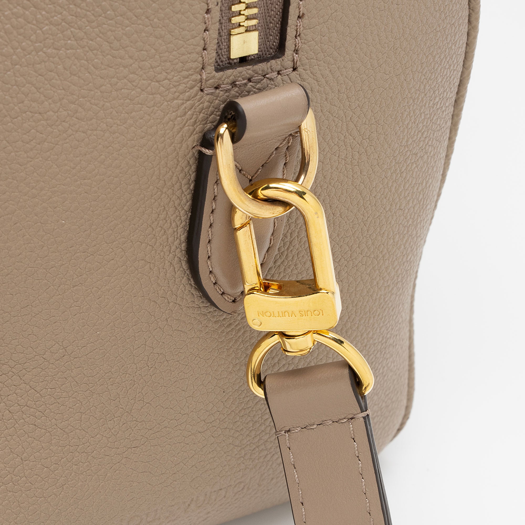 Louis Vuitton Giant Monogram Empreinte Speedy Bandouliere 25 Satchel (SHF-IaNyOF)