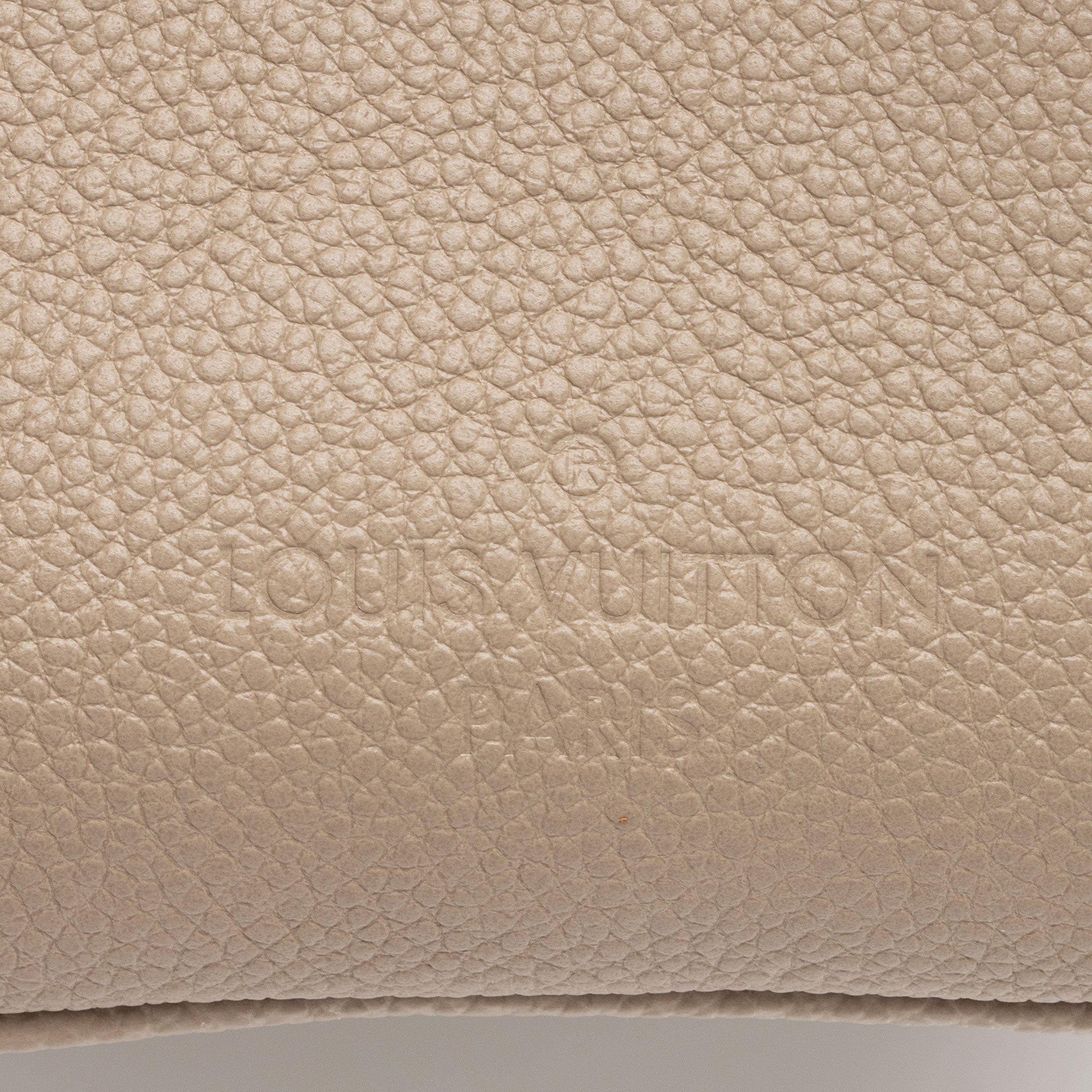 Louis Vuitton Giant Monogram Empreinte Speedy Bandouliere 25 Satchel (SHF-IaNyOF)
