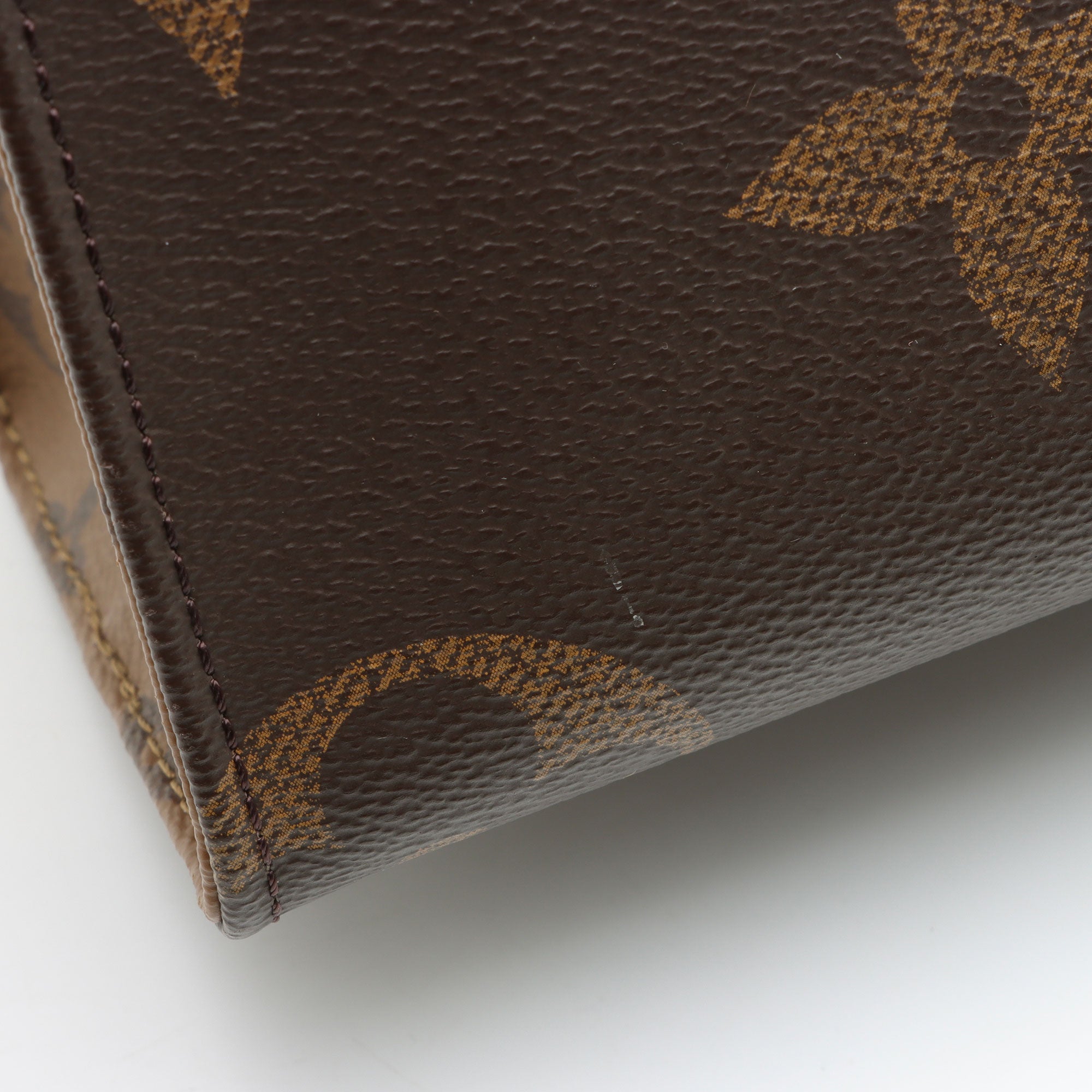 Louis Vuitton Giant Reverse Monogram Onthego PM Tote