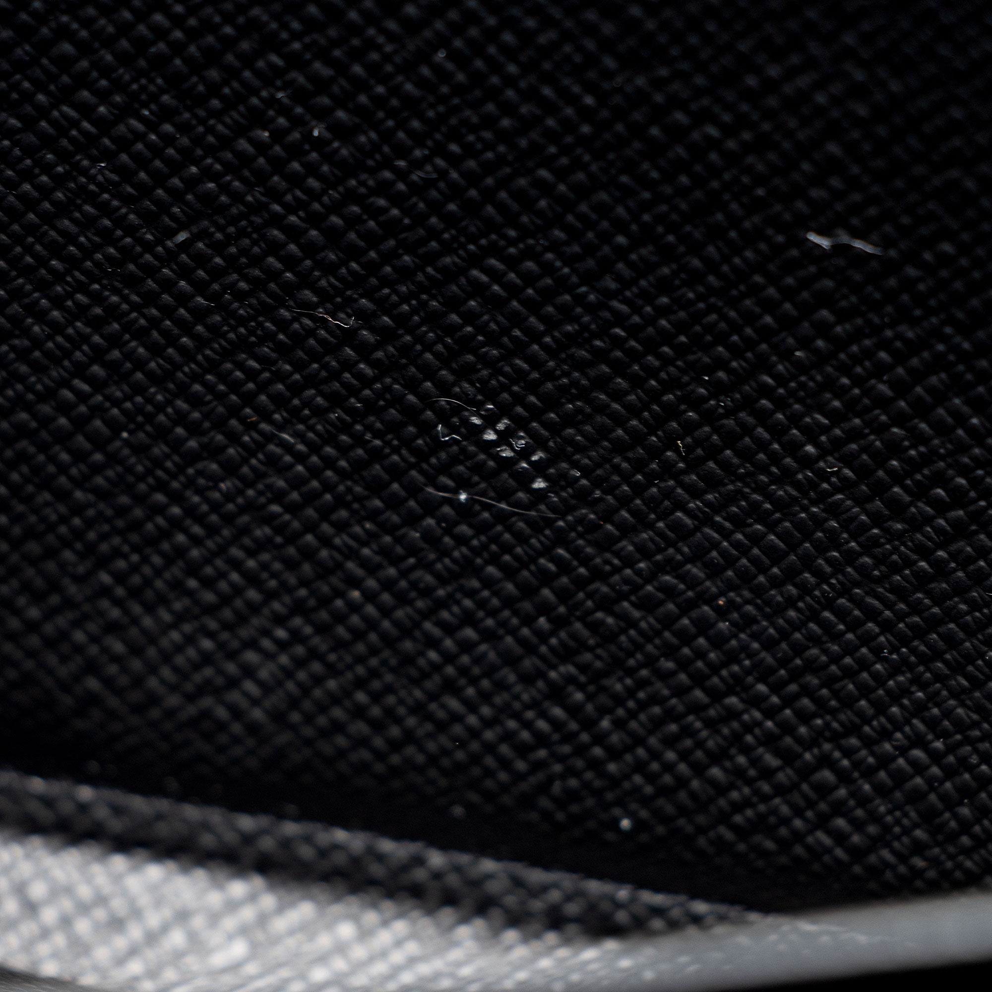 Louis Vuitton Giant Reverse Monogram Zippy Wallet