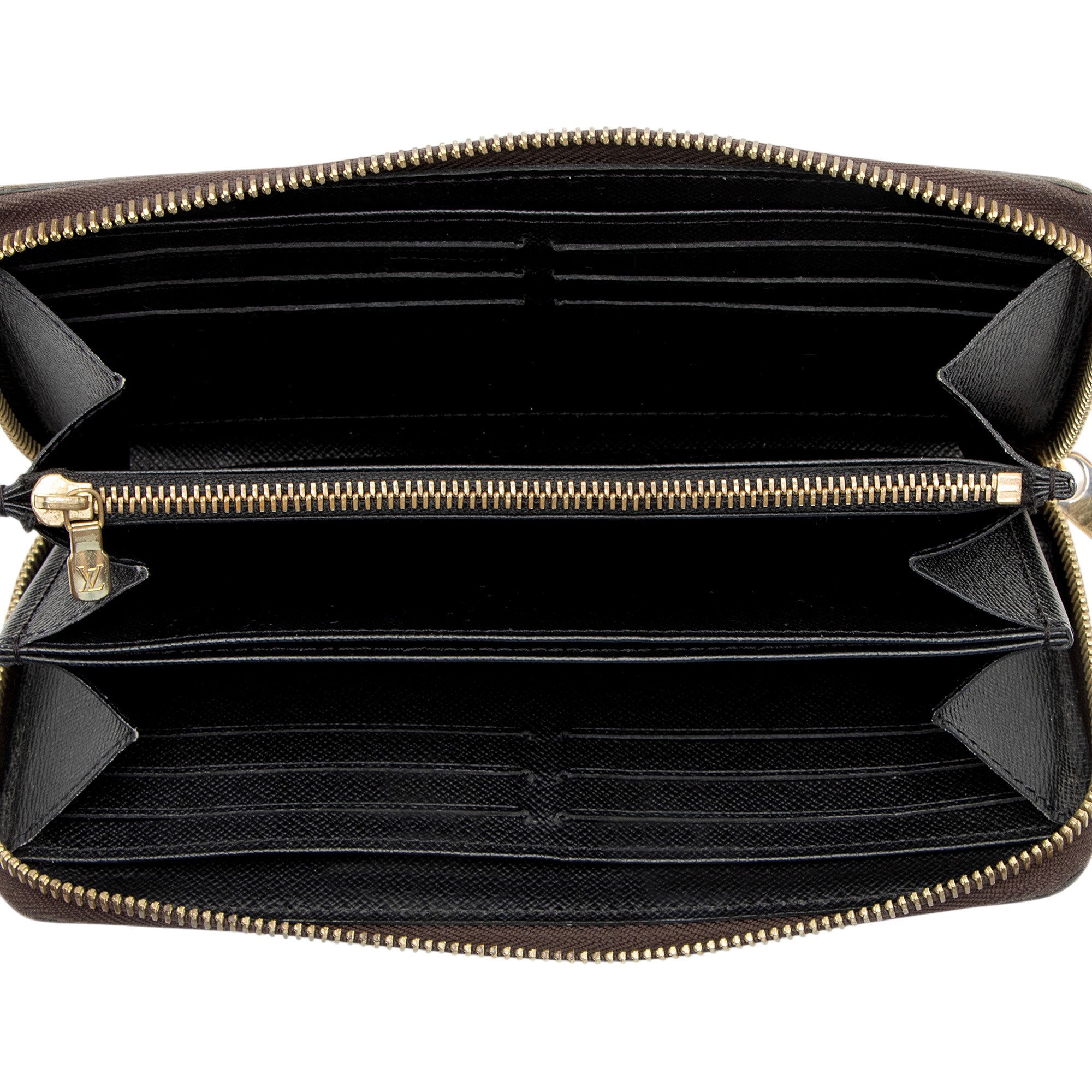 Louis Vuitton Giant Reverse Monogram Zippy Wallet