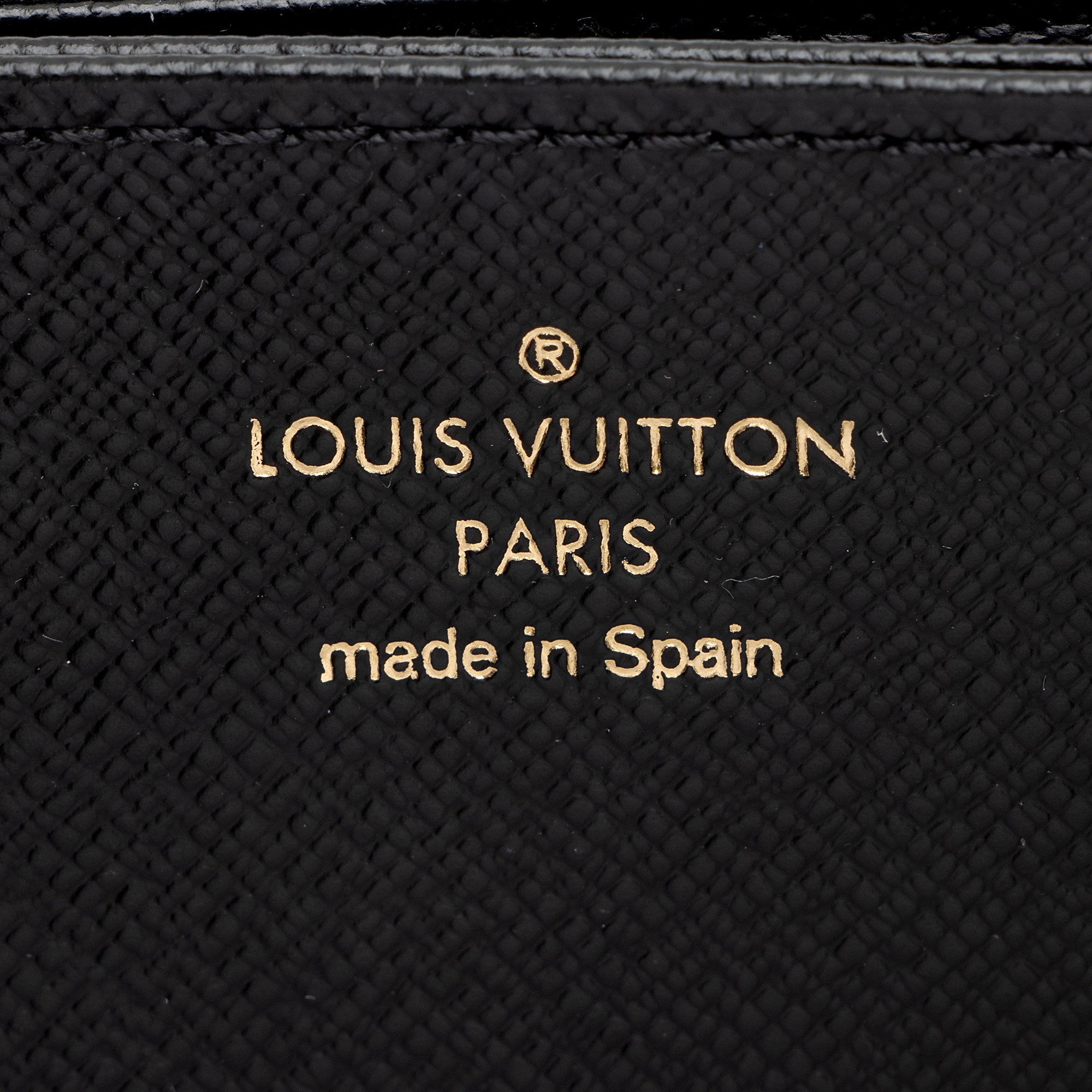 Louis Vuitton Giant Reverse Monogram Zippy Wallet