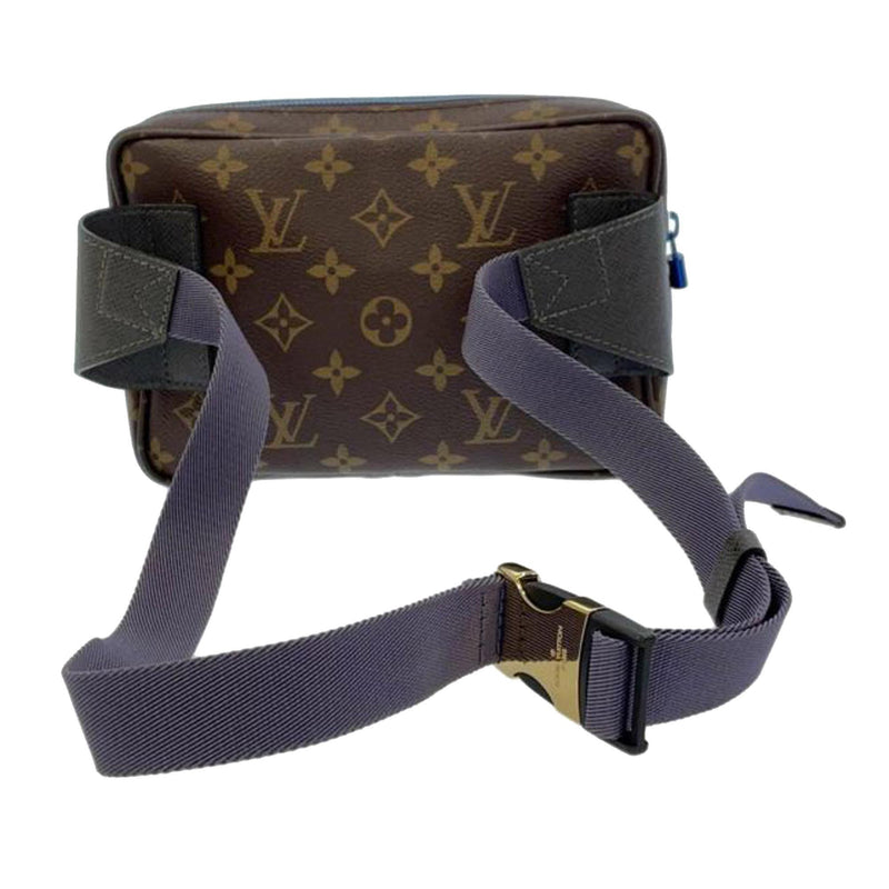 Louis Vuitton Kim Jones Monogram Taiga Bumbag (SHG-DoPq7R)