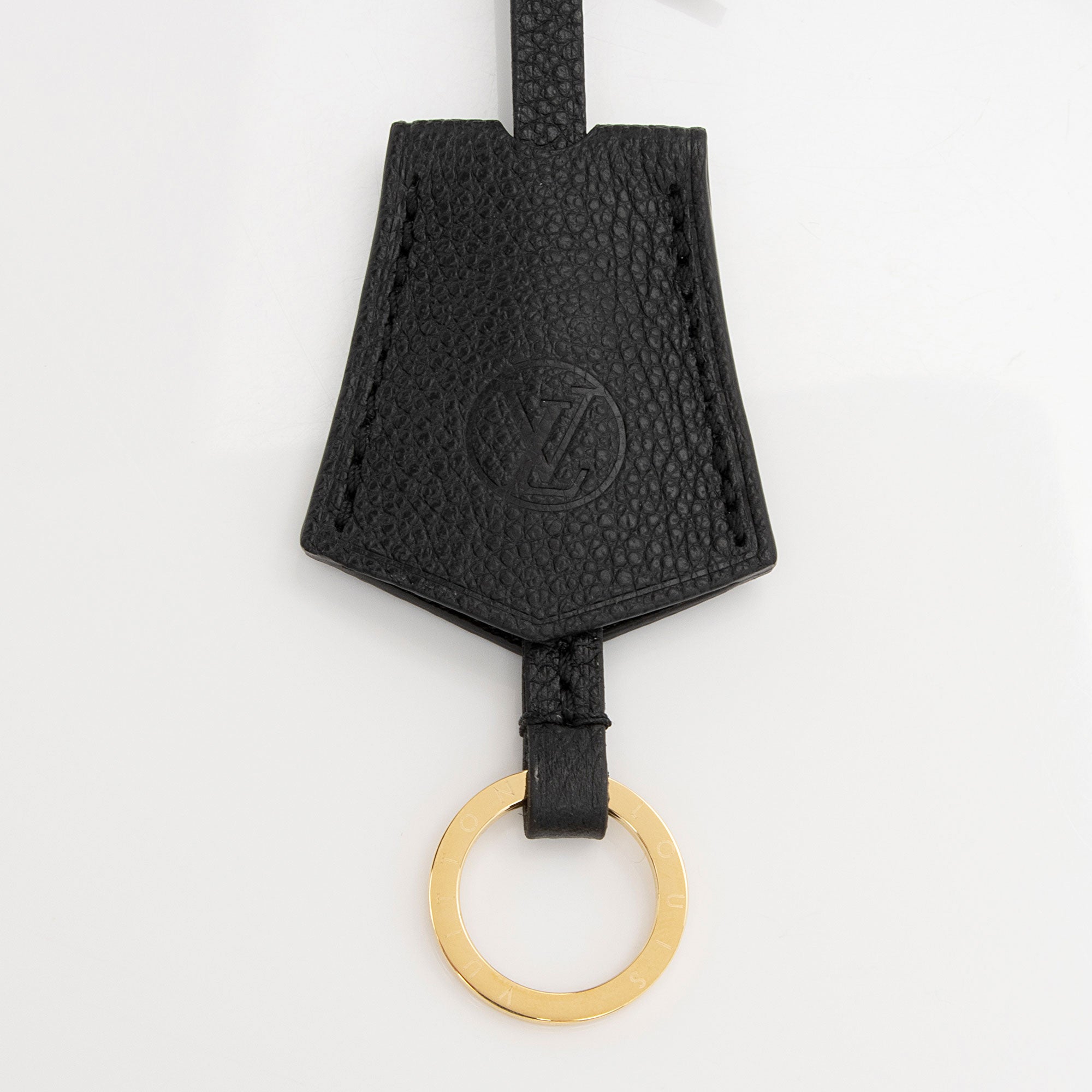 Louis Vuitton Leather Clochette (SHF-8Y8TUG)